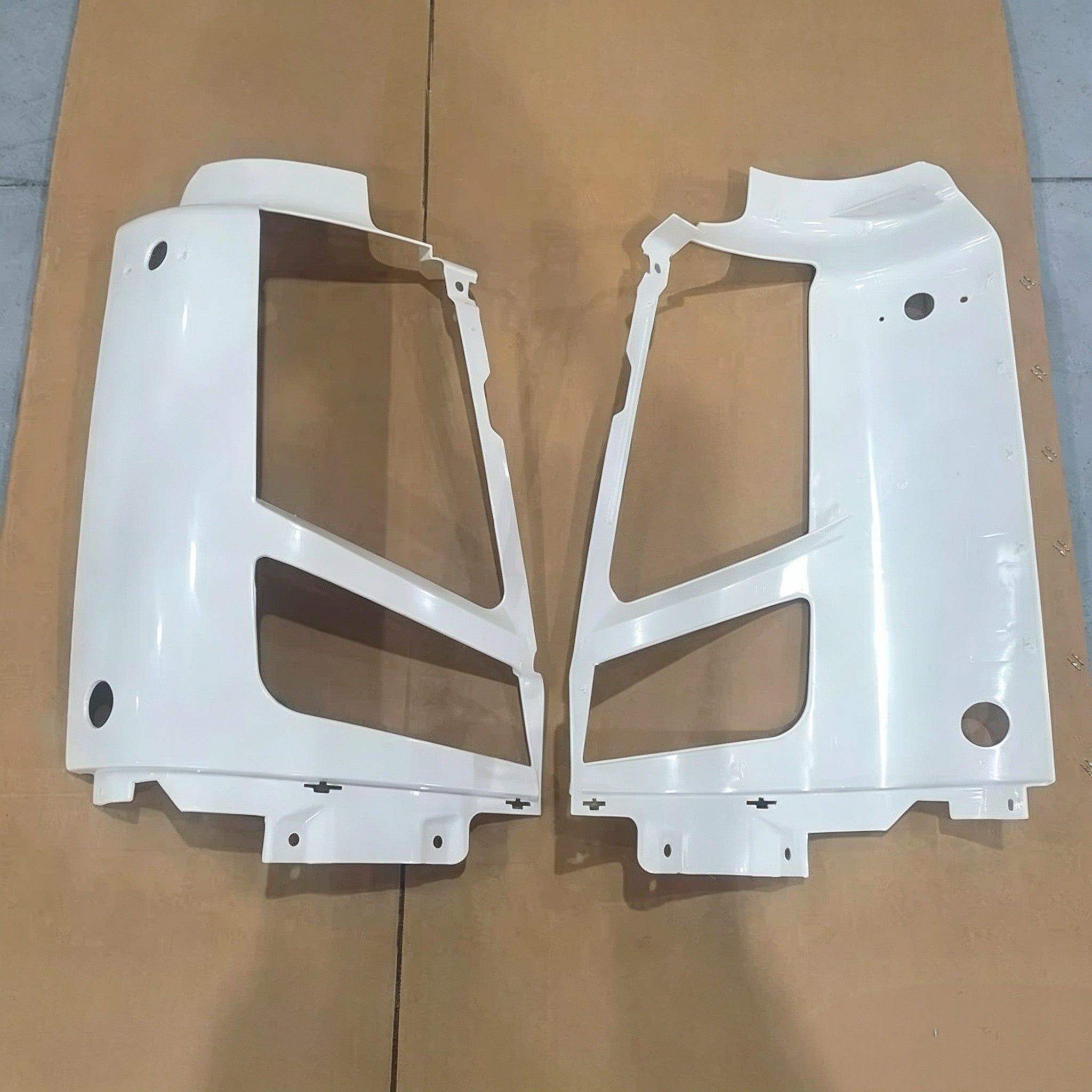 82076158 82076266 Head Lamp case for Volvo FH FM Truck European Truck Parts