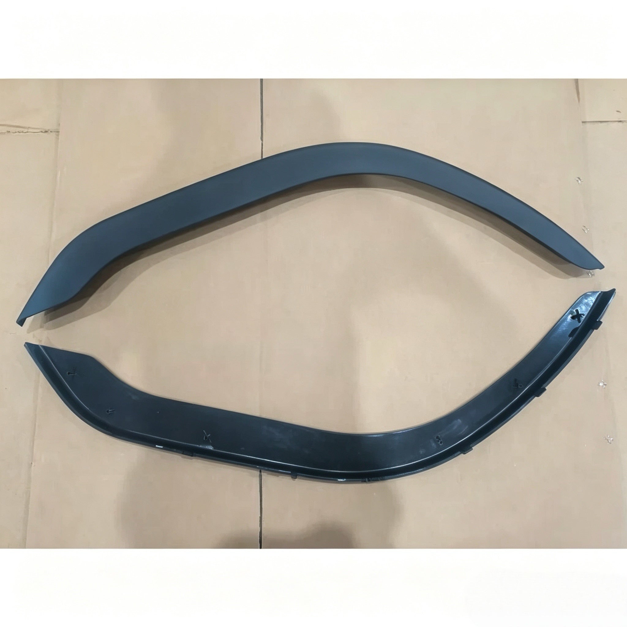 20529685 20529684 Wing Inner Wing Panel for Volvo FH FH12 FM Truck Parts European Truck Body Parts