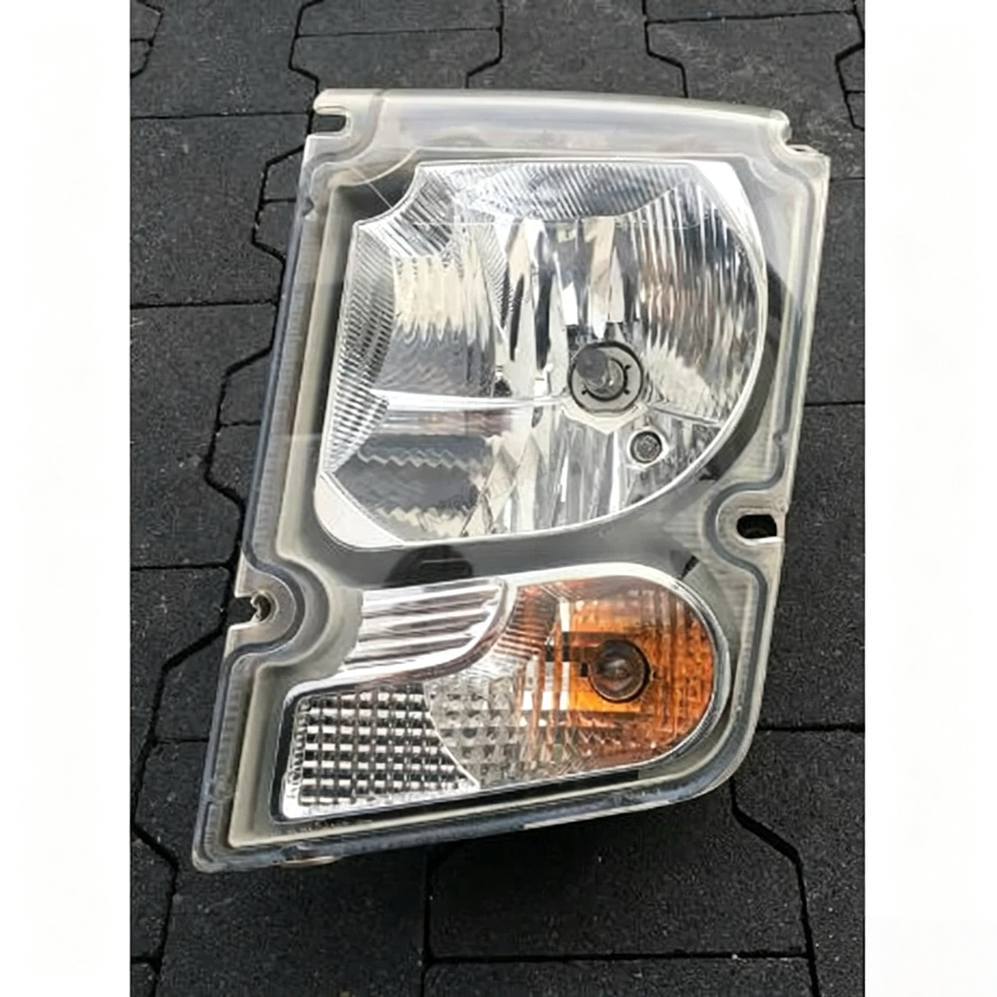 20818763 20818771 Head Lamp Front Head Light for Volvo VM FL Truck Parts
