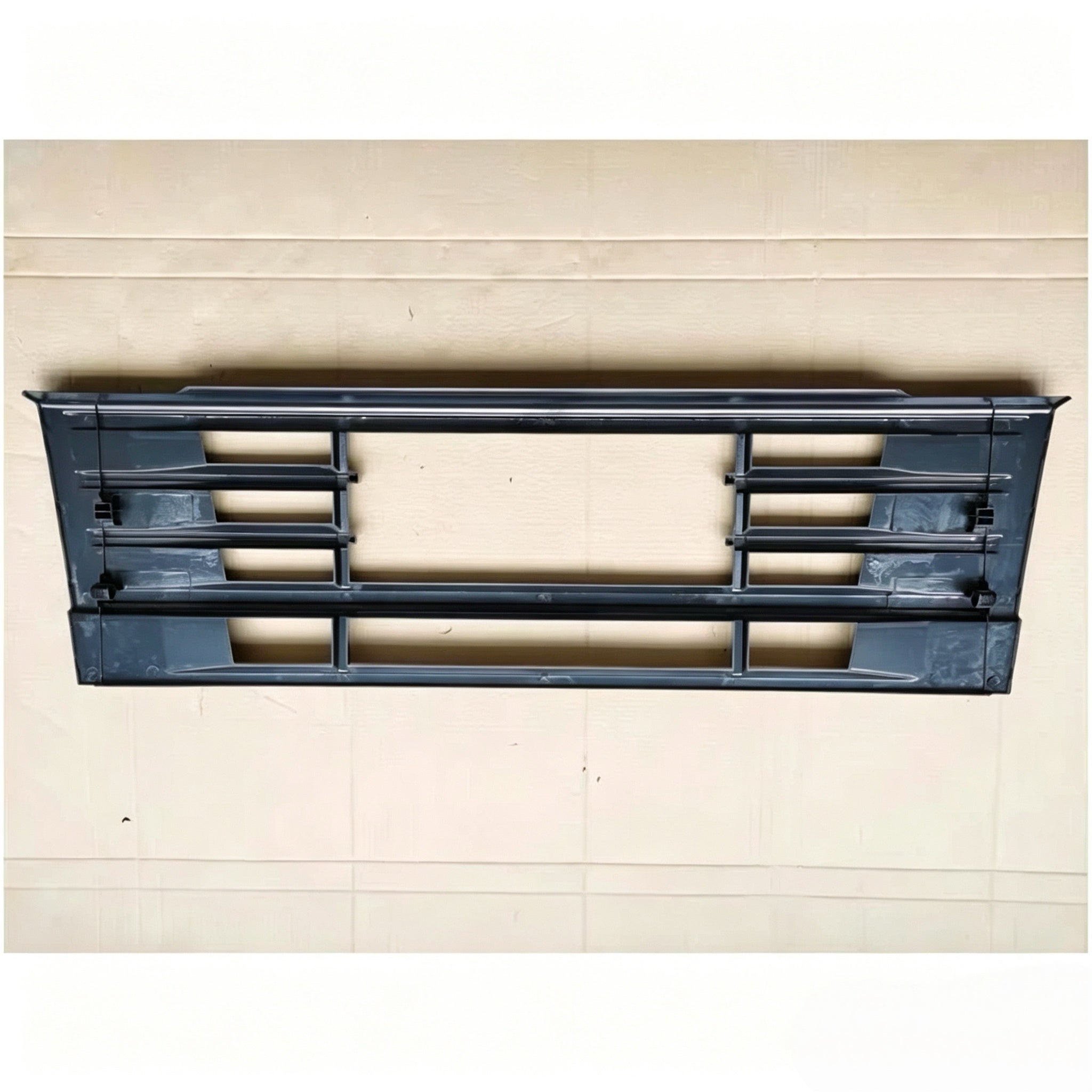 1063509 8144482 Front Grille Lower for Volvo Truck Parts for Volvo FM9 Truck Parts European Truck Body Parts