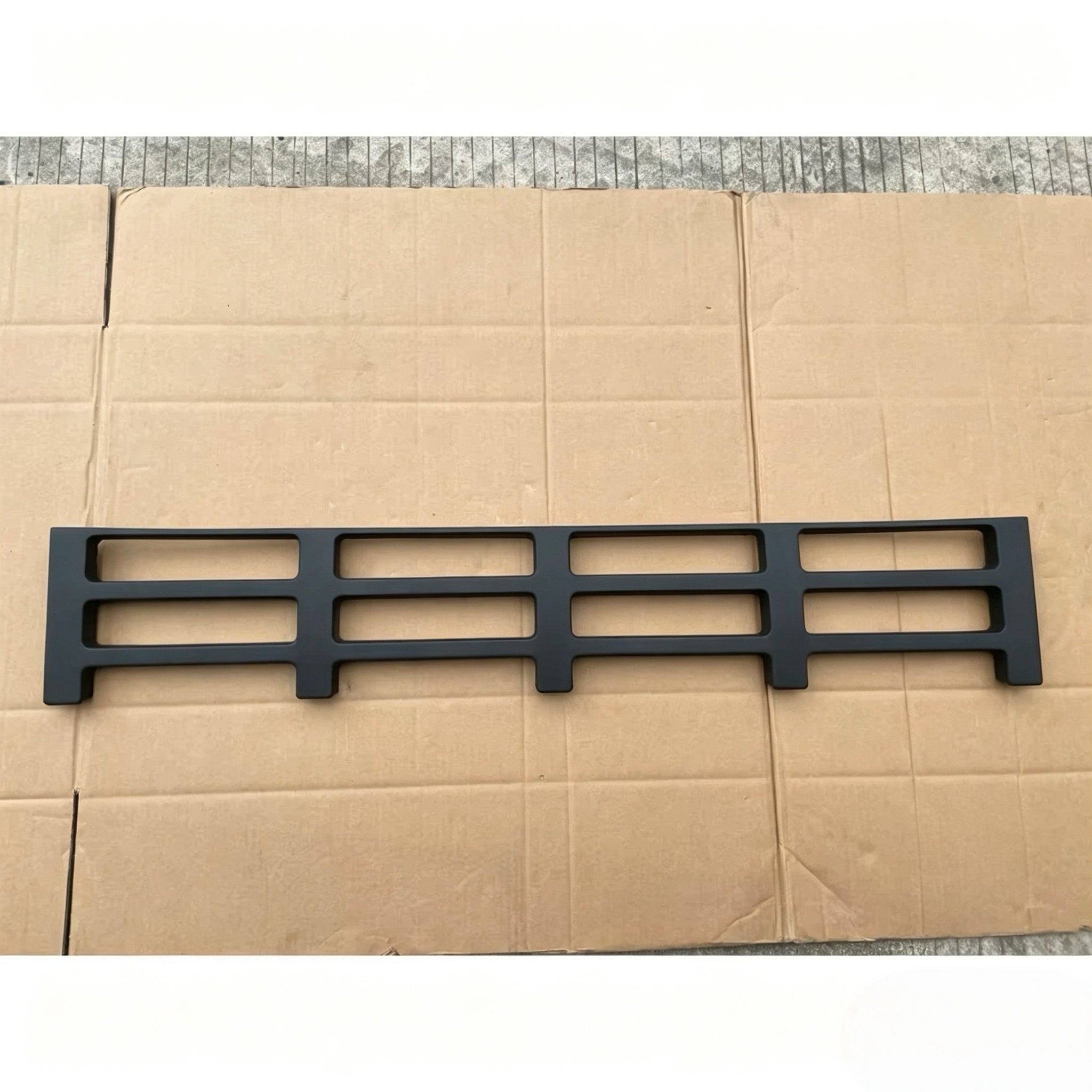 20529704 20409818 Front Grille for Volvo Truck Parts for Volvo FH12 Truck Parts Truck Body Parts