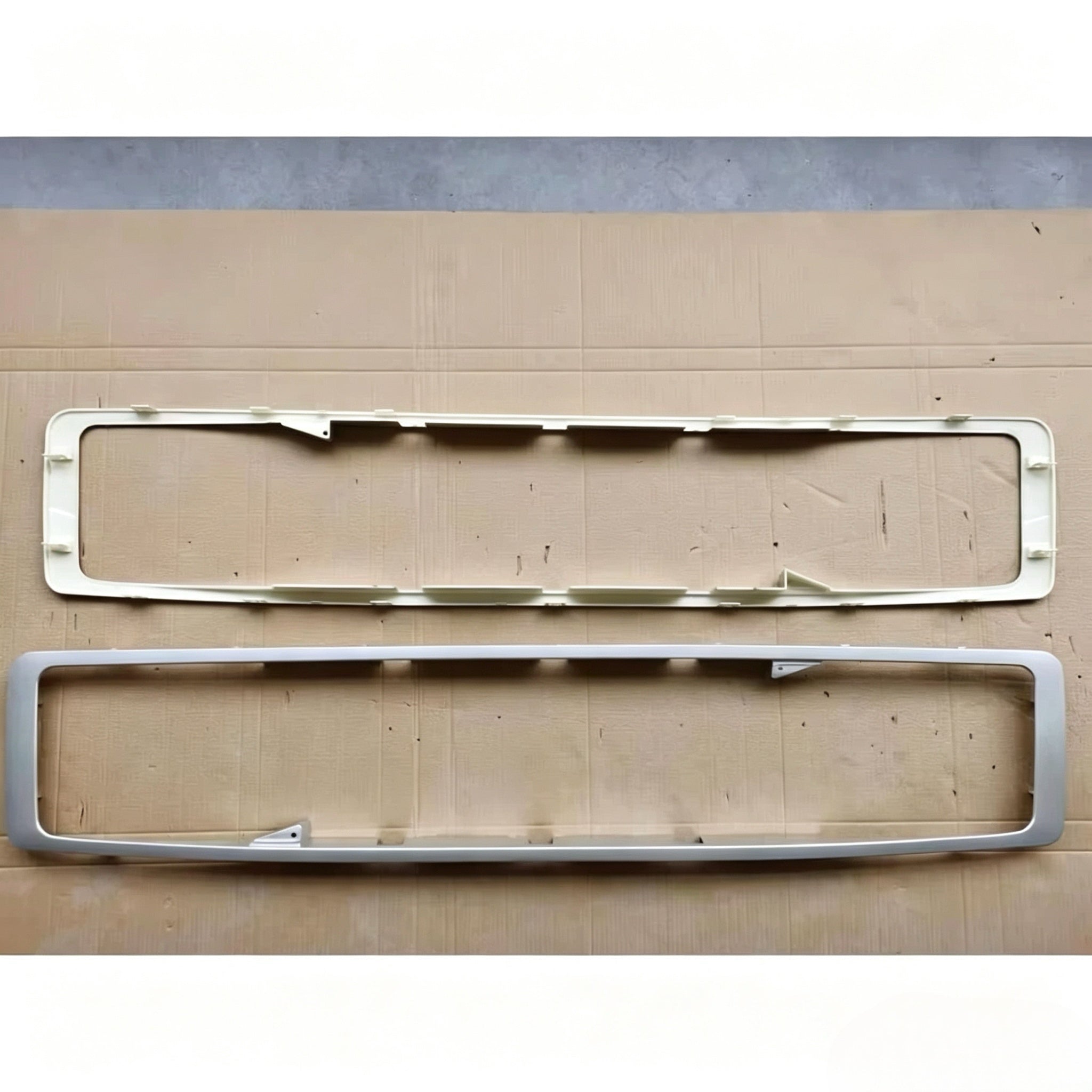 20467053 20467265 20539652 Front Panel Frame for Volvo Truck Parts for Volvo FH12 Truck Parts Truck Body Parts