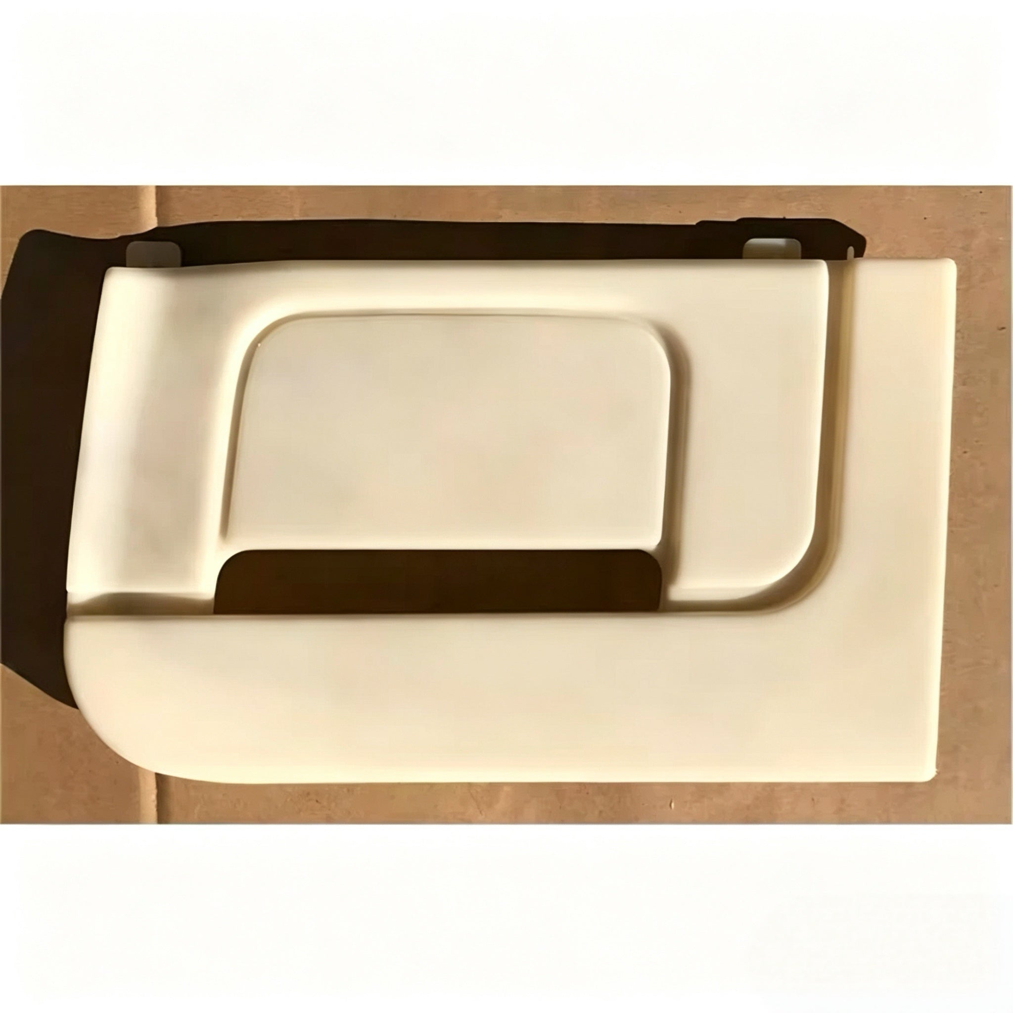 Painted Bumper Garnish LH (Black) for Nissan QUON for UD QUON Truck Spare Body Parts