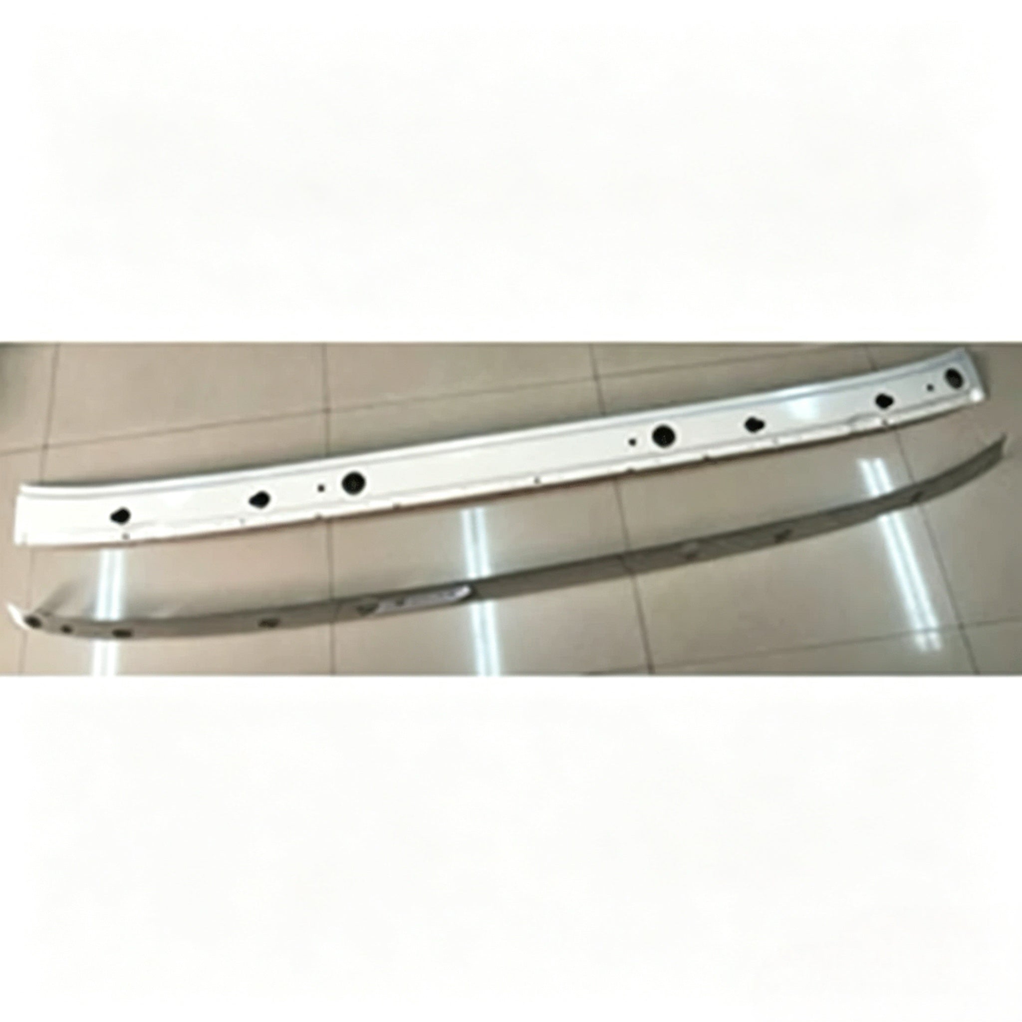 Paint Spray Wiper Base Right Drive for Nissan QUON for UD QUON