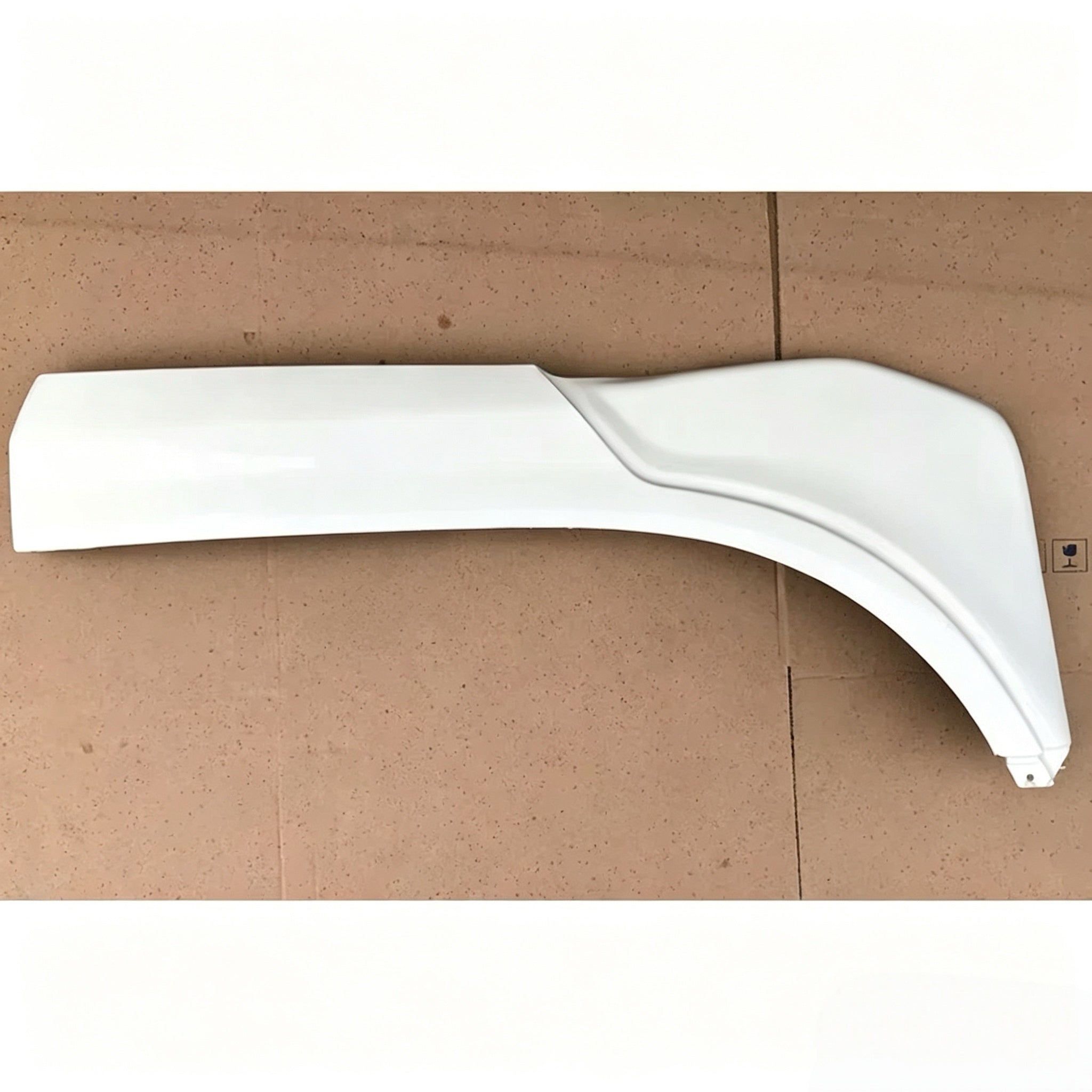 Fender Replace RH for Nissan QUON for UD QUON Truck Spare Body Parts