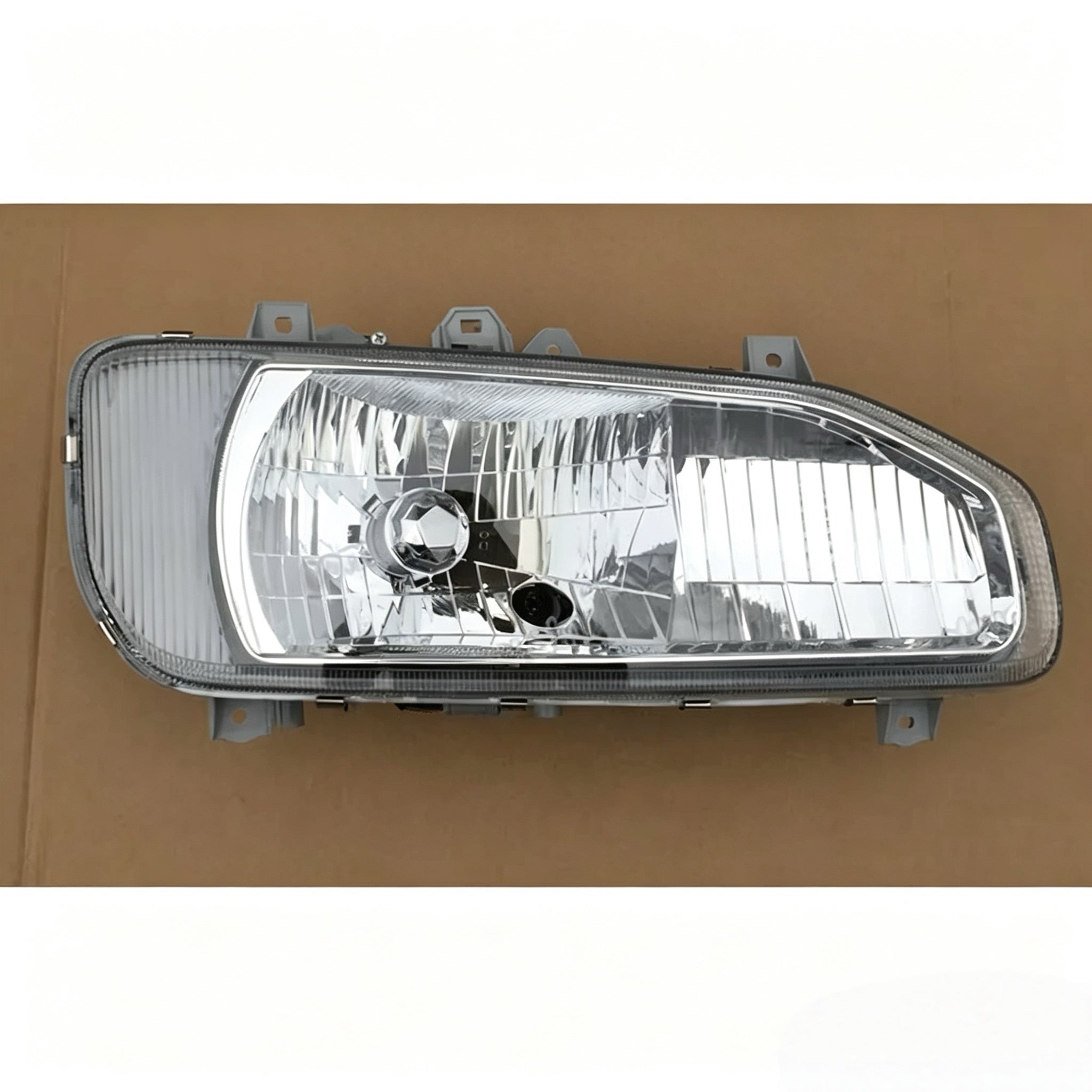 Headlamp RHD RH for Nissan QUON for UD QUON Truck Spare Body Parts