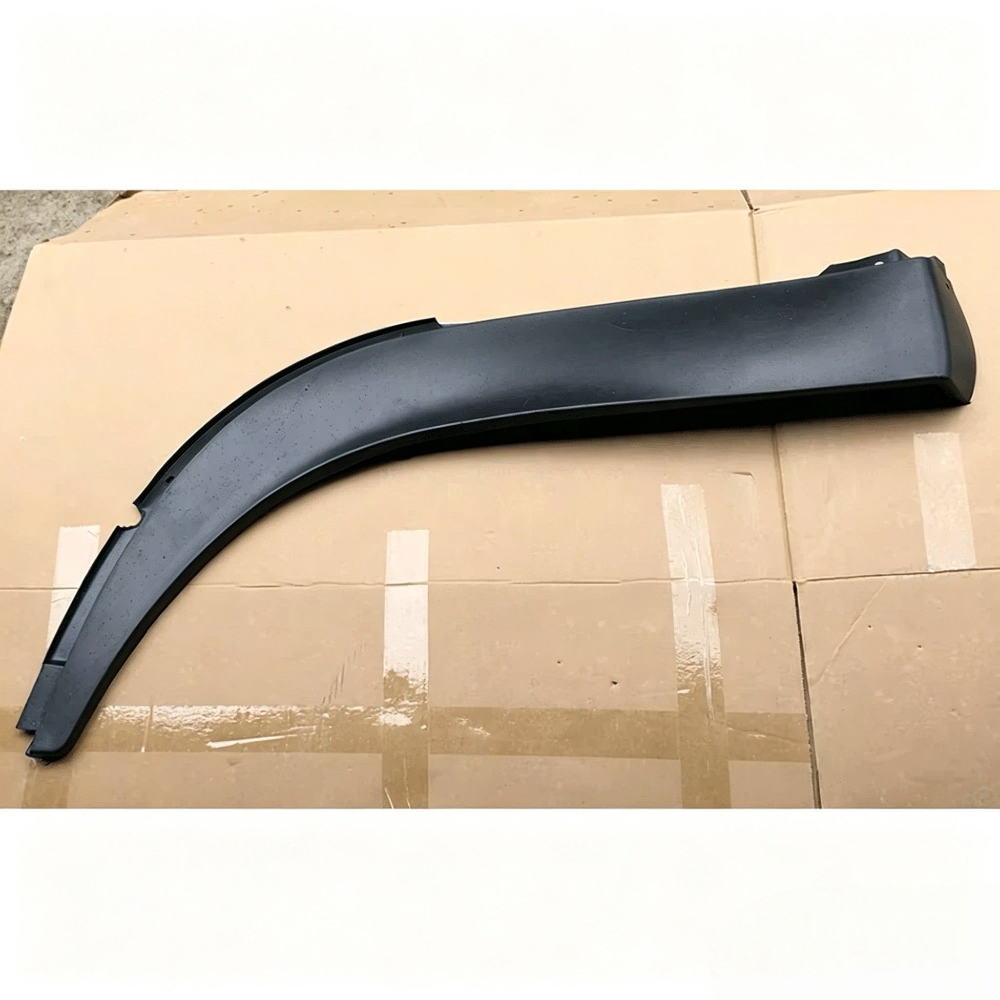 Fender Lower LH for Nissan QUON for UD QUON Truck Spare Body Parts