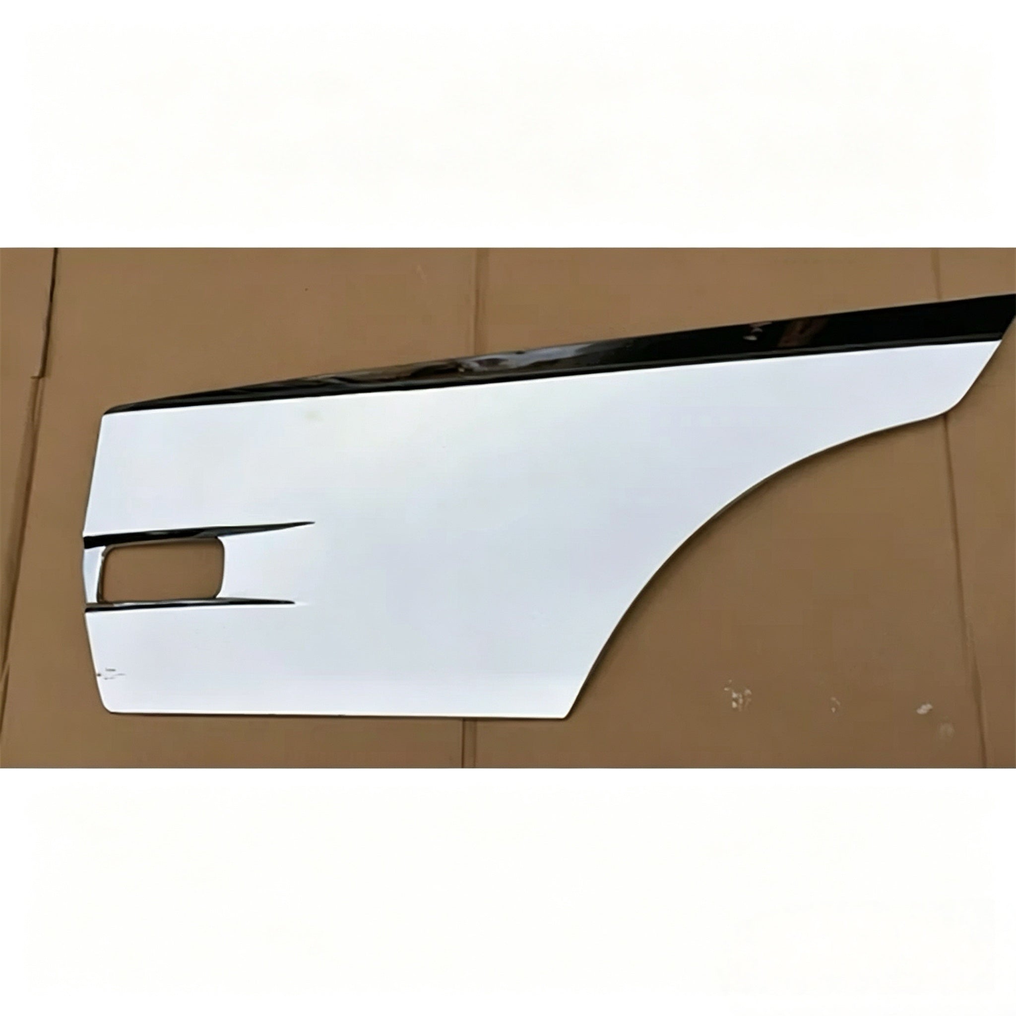 Chrome Door Garnish LH for Nissan QUON for UD QUON