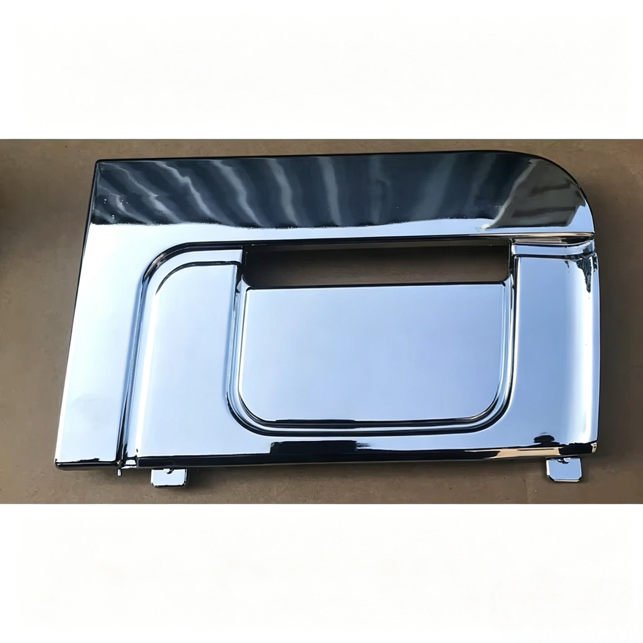 Chrome Bumper Cover LH for Nissan QUON for UD QUON