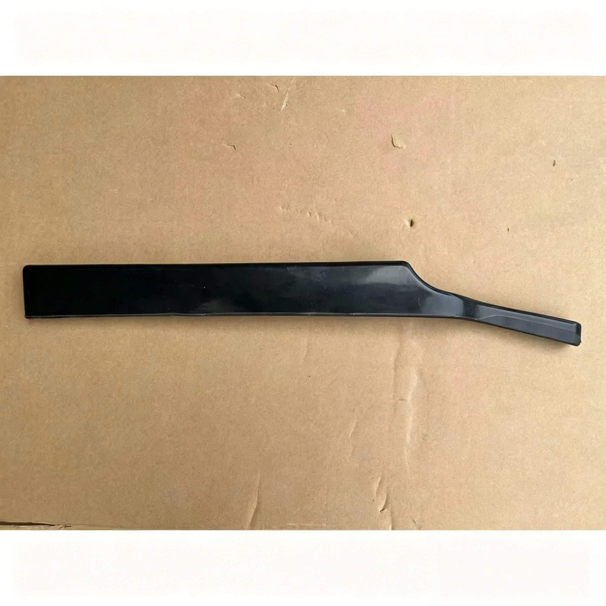 Paint Bumper Corner Garnish LH (High)71cm for Nissan QUON for UD QUON Truck Spare Parts