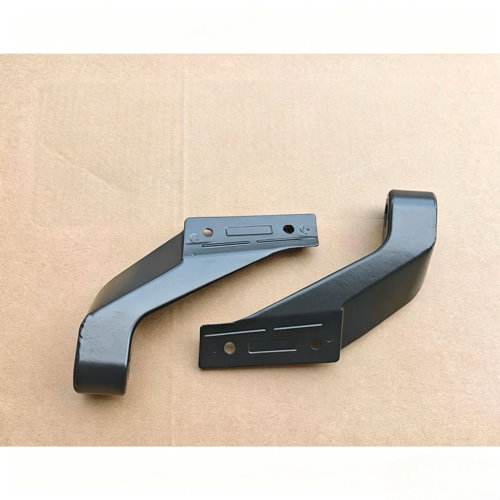 Mirror Arm Bracket for Nissan QUON for UD QUON