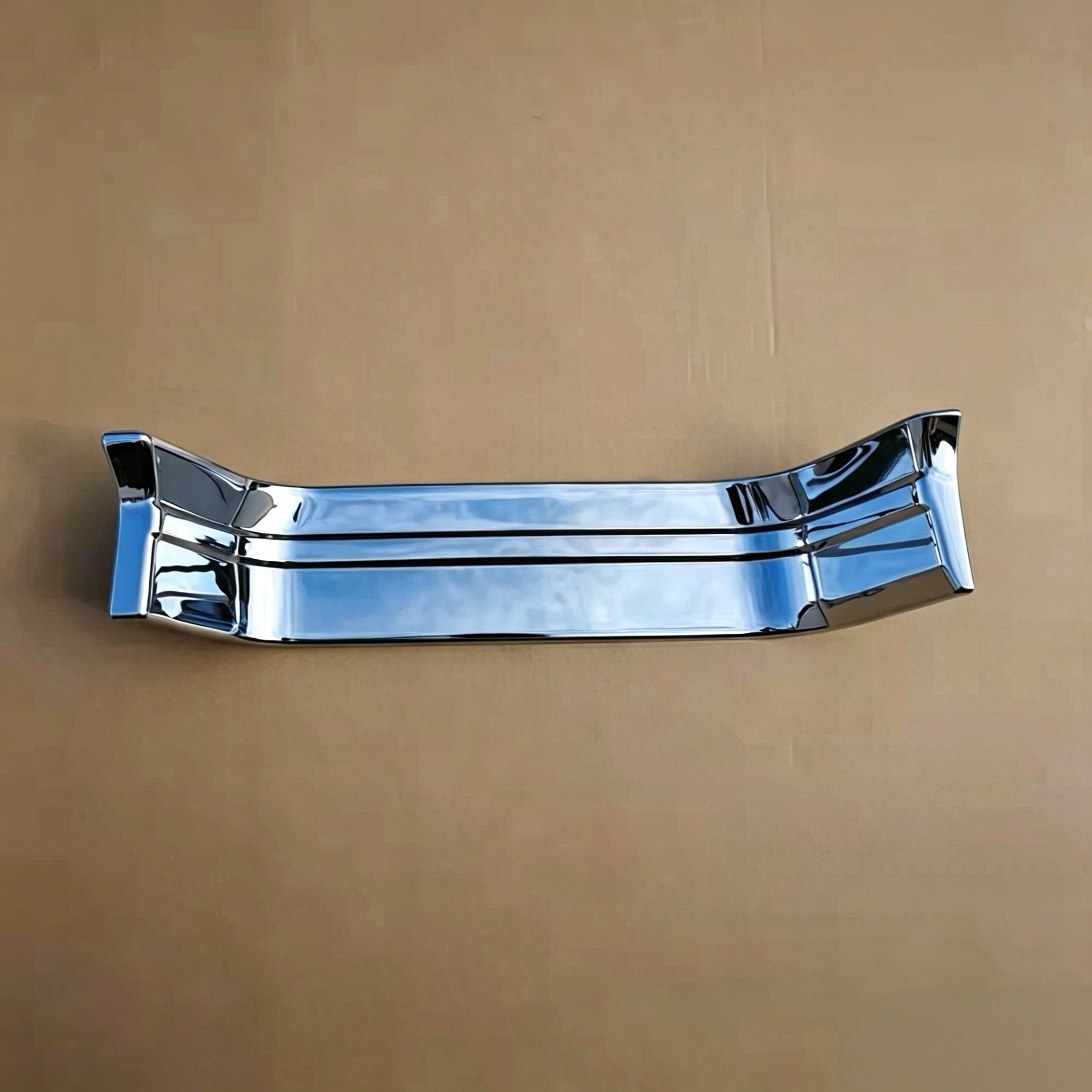 Chrome Step Wall Lower for Nissan QUON for UD QUON Truck Spare Parts