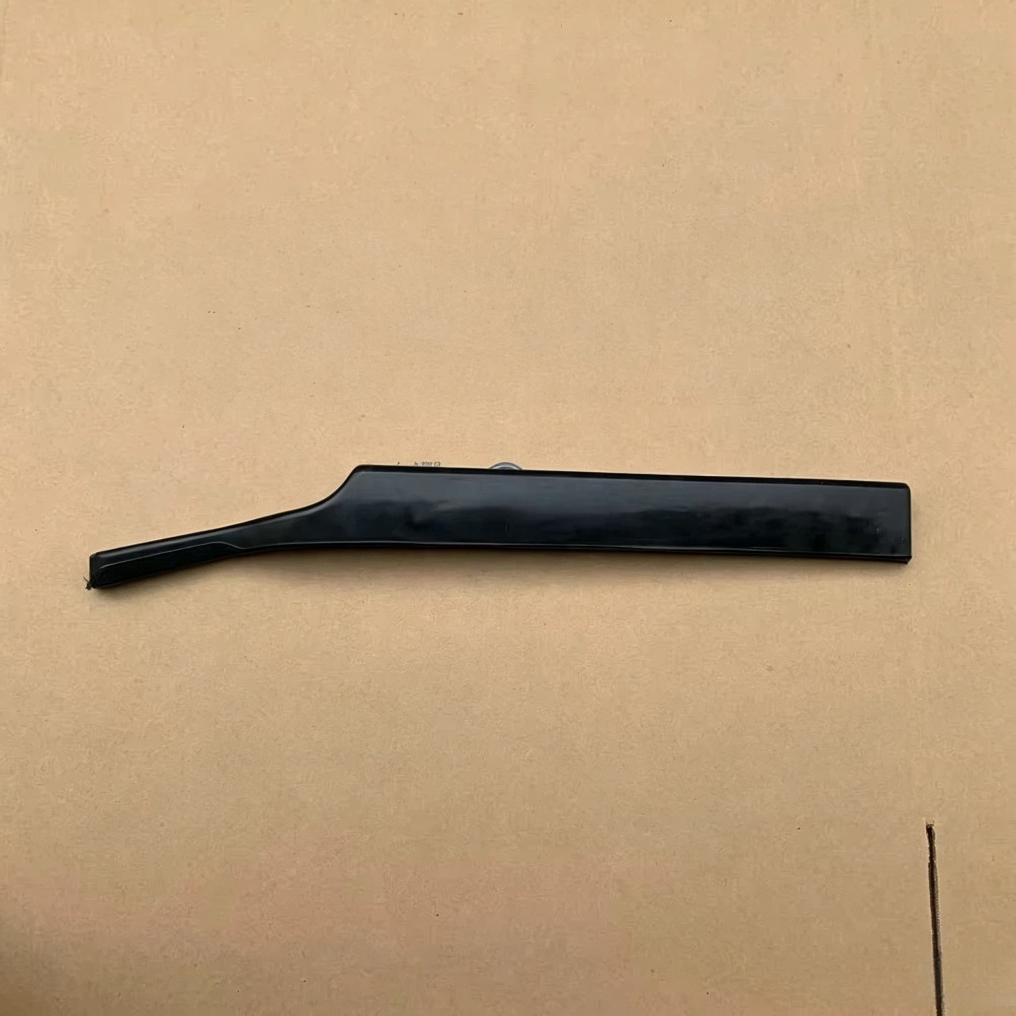 Paint Bumper Corner Garnish 61cm for Nissan QUON for UD QUON Truck Spare Body Parts