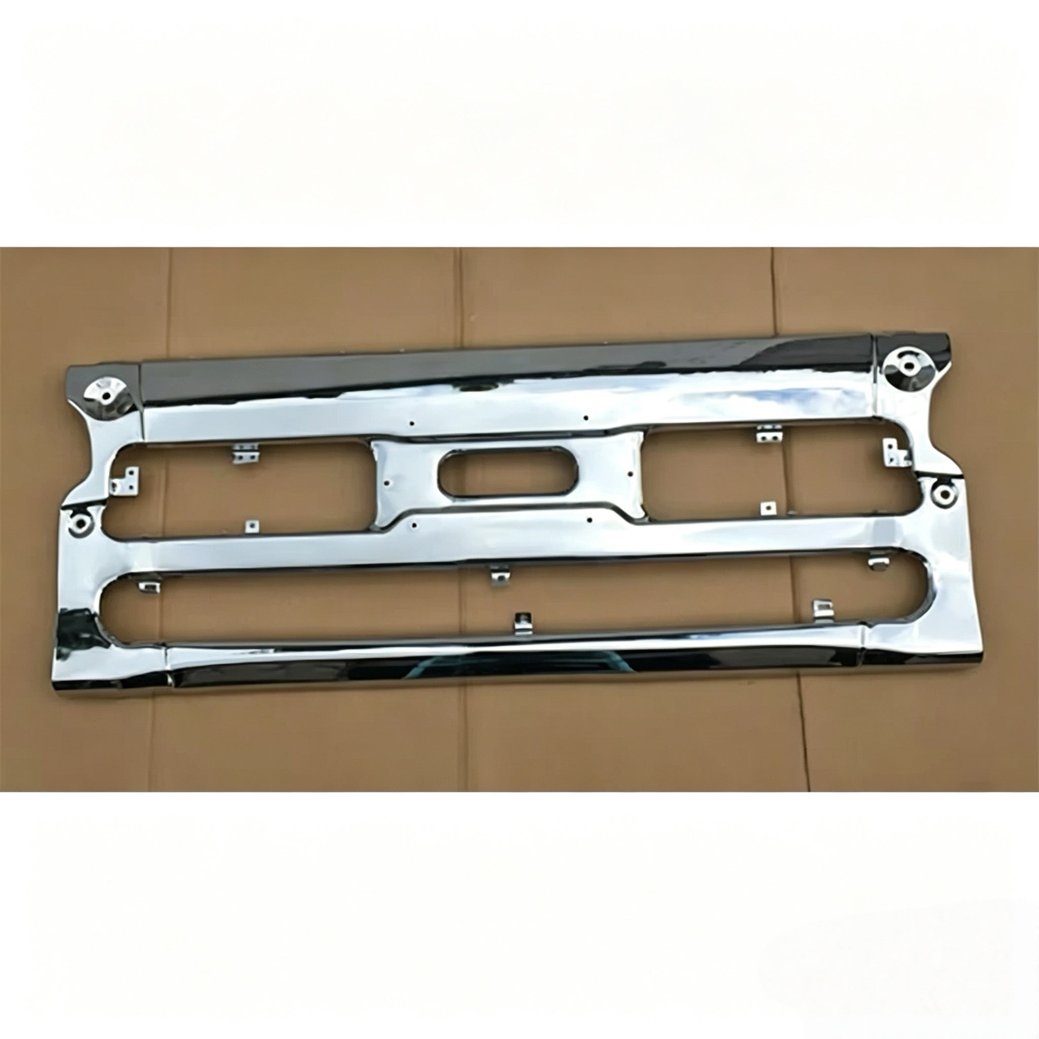 Chrome Bumper Center  (High) 145cm*55cm for Nissan QUON for UD QUON Truck Spare Body Parts