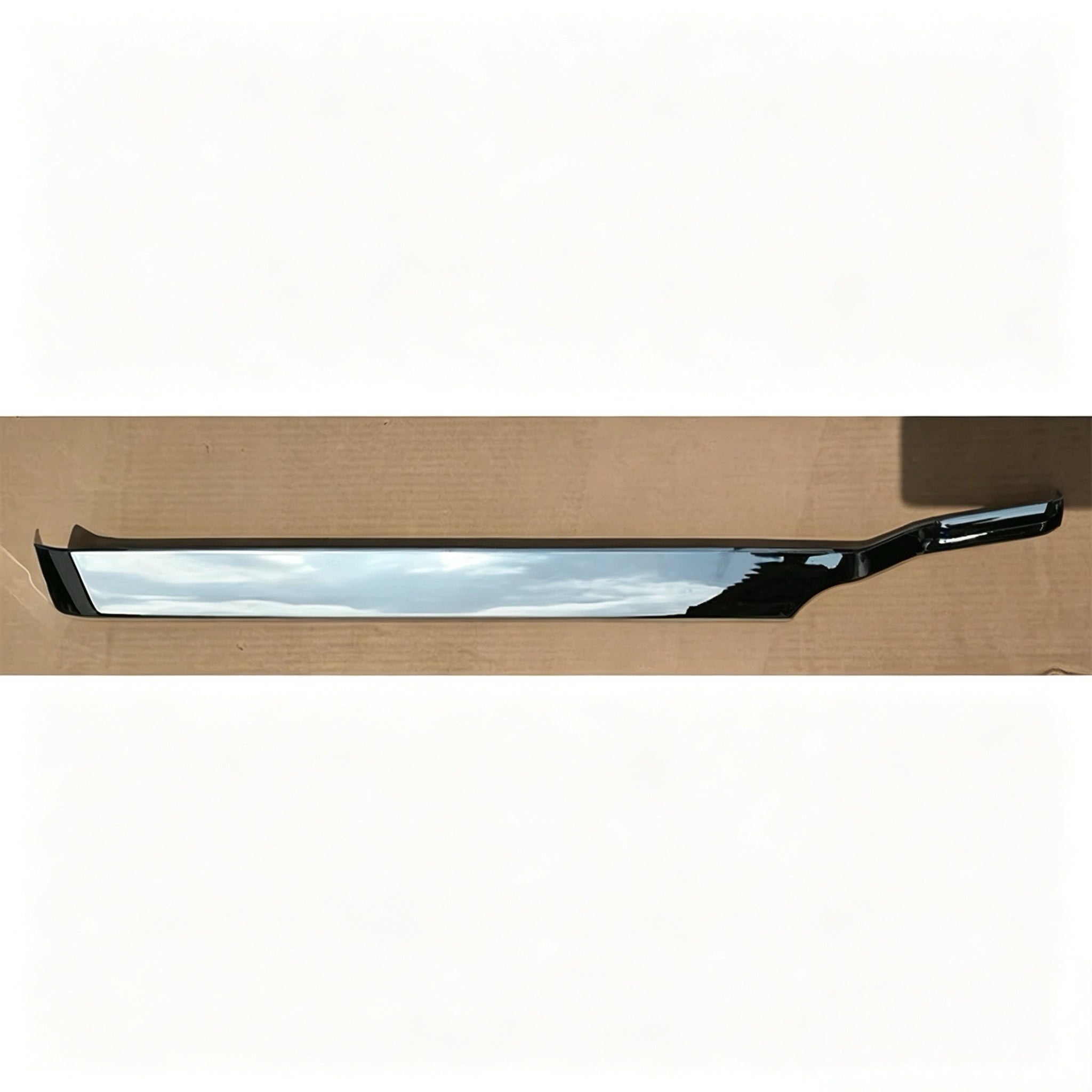 Chrome Bumper Corner Garnish LH (High)(71cm) for Nissan QUON for UD QUON Truck Spare Parts