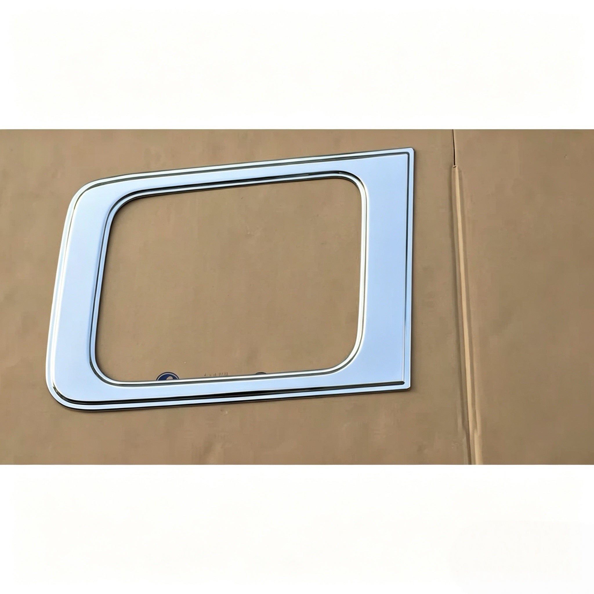 Chrome Door Garnish for Nissan QUON for UD QUON Truck Spare Body Parts