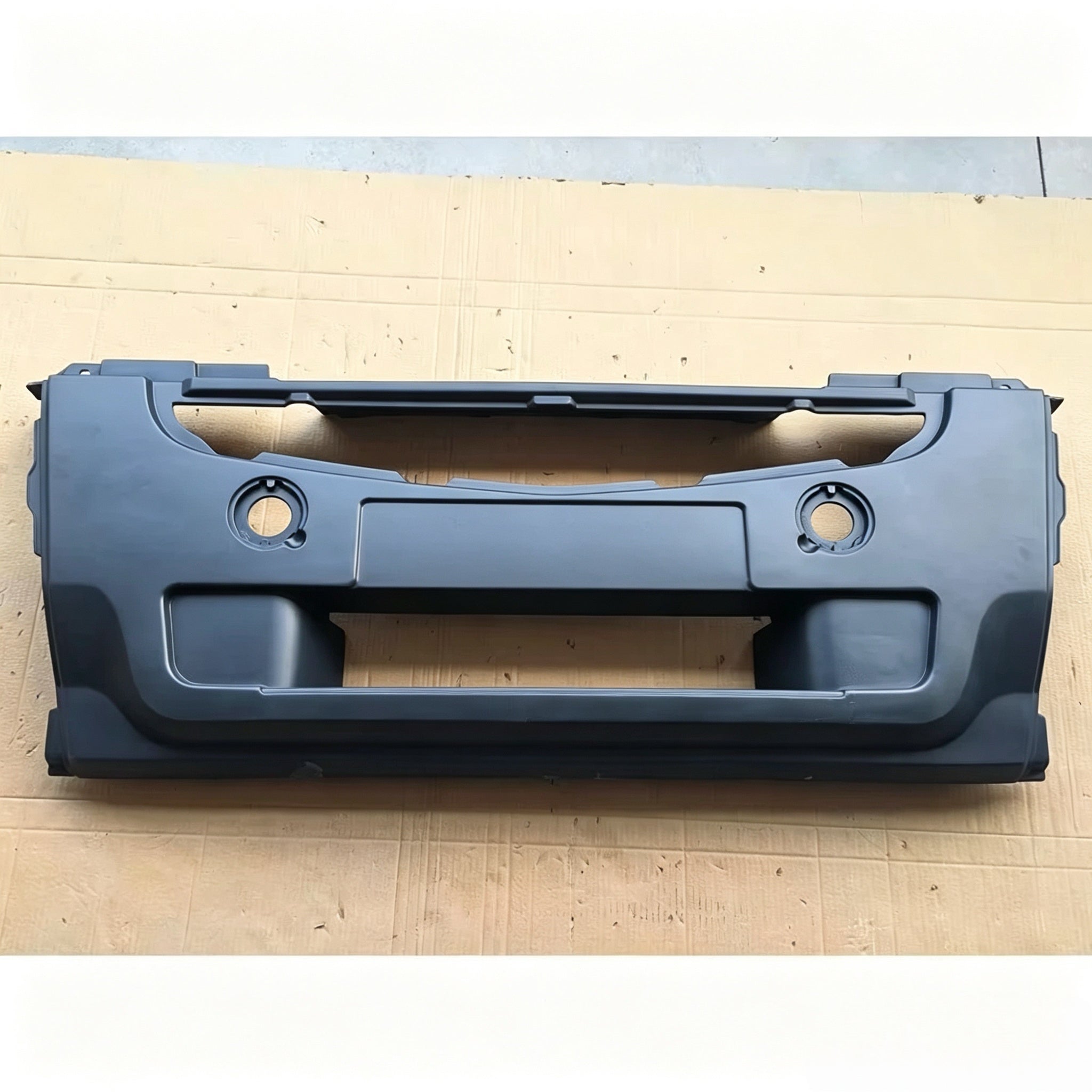 7482053476 7421007048 7421007051 7482053499 Front Bumper for Renault Magnum