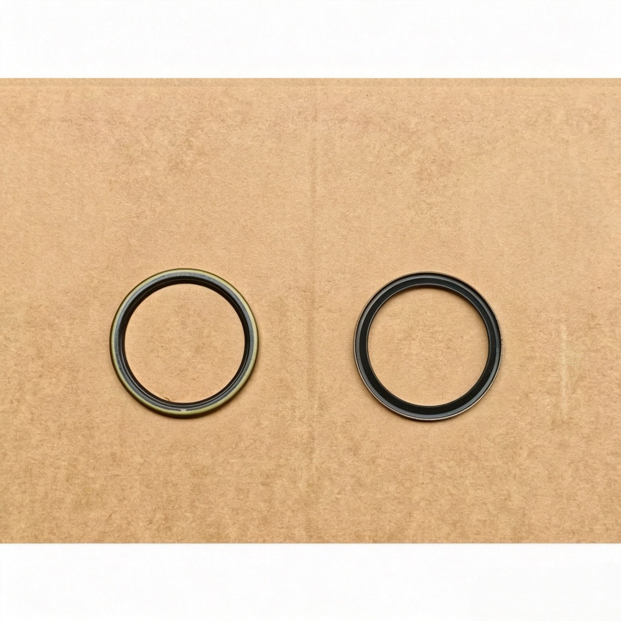 Oil Seal for NISSAN for UD CW30 Truck Spare Body Parts