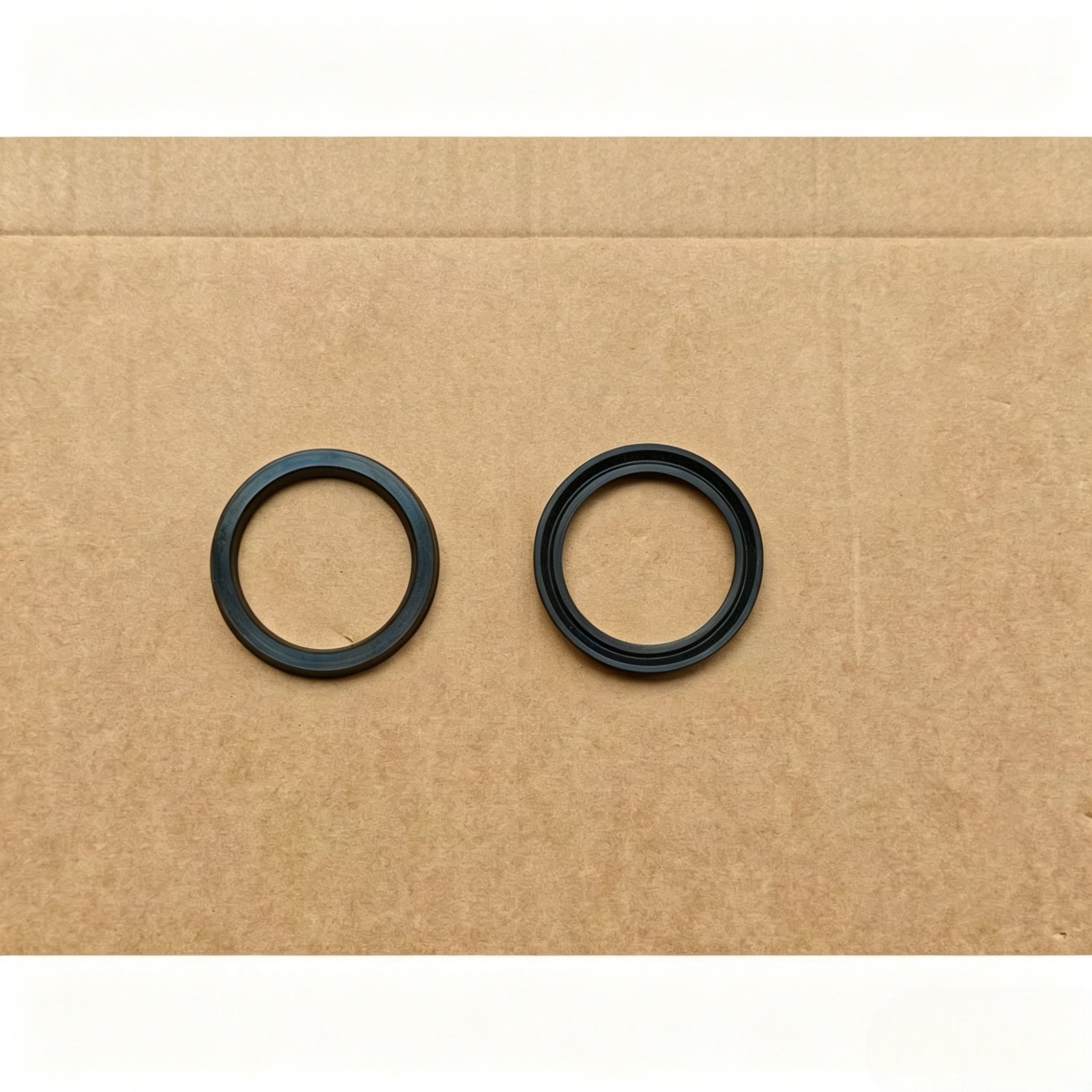 Oil Seal for NISSAN for UD CW30 Truck Spare Body Parts