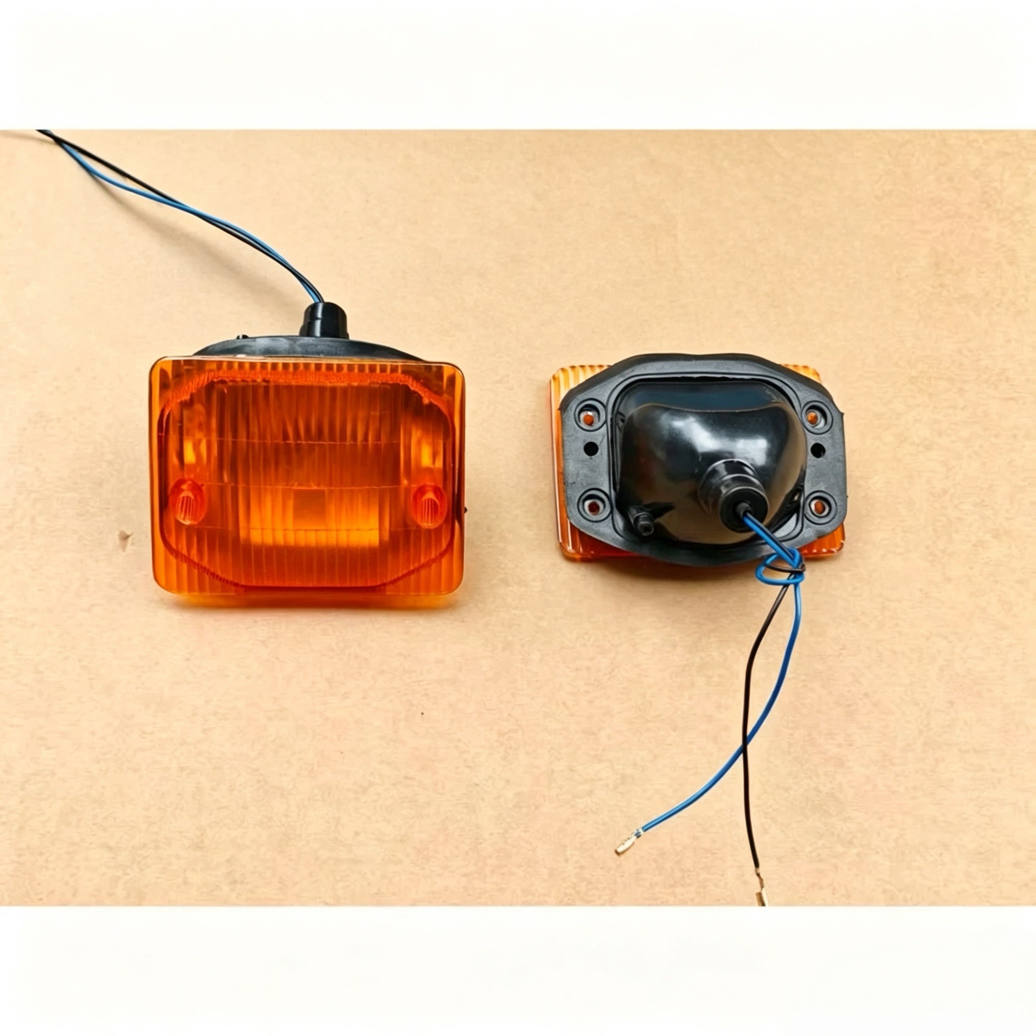 Celling Lamp Yellow for NISSAN for UD CW430 CP87 CP80 Truck Spare Body Parts