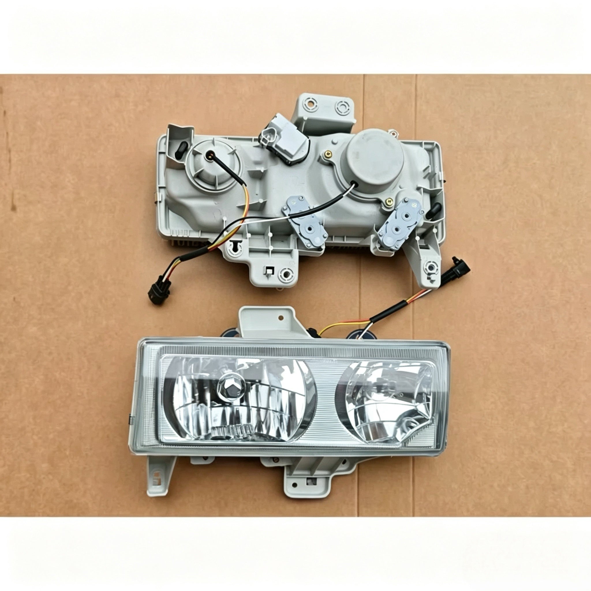 HeadLamp LH for NISSAN for UD  PKB CWM 454 Truck Spare Body Parts