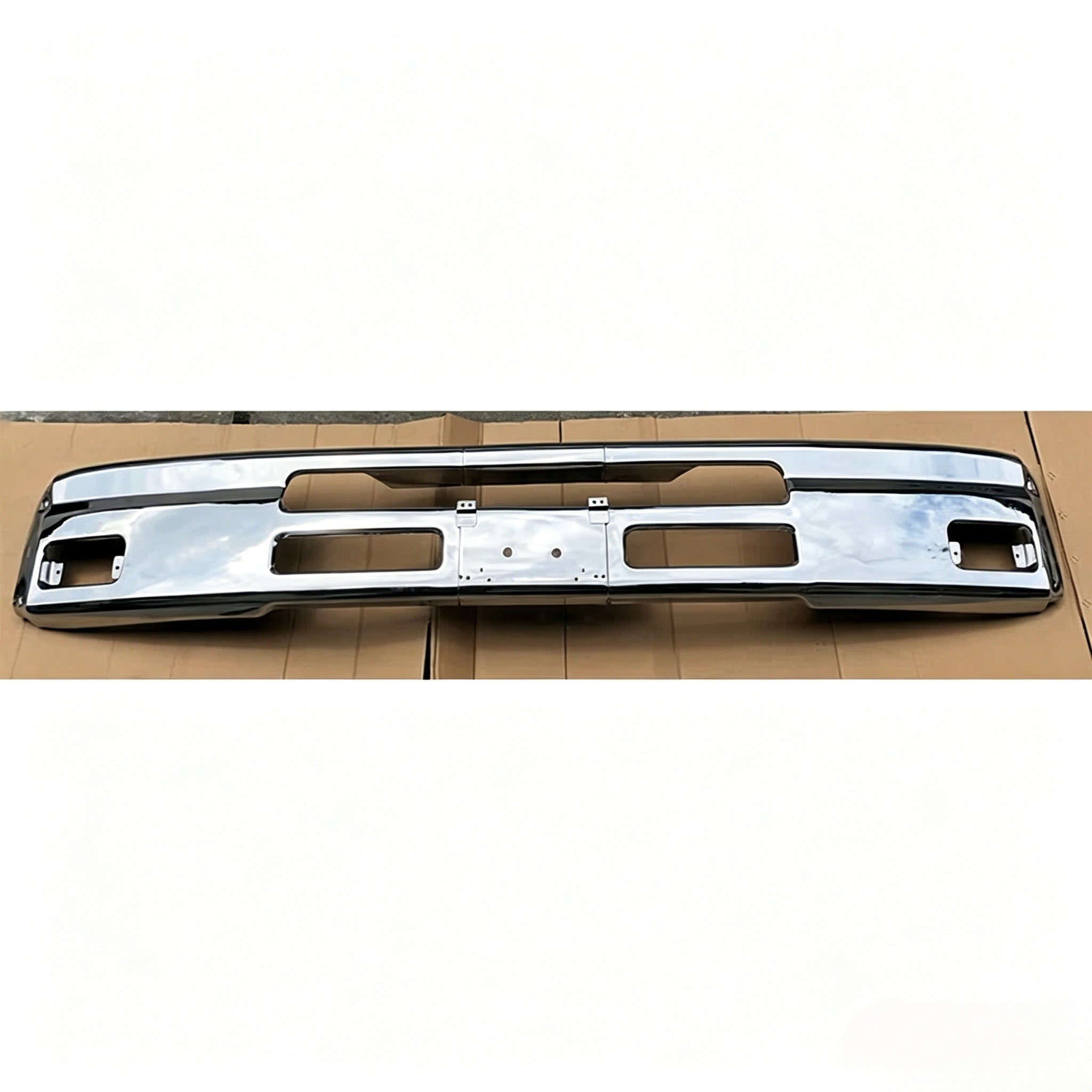 Chrome Bumper 230cm 1.8mm Thickness for Nissan UD PKB CWM 454 Truck New Condition Spare Body Parts