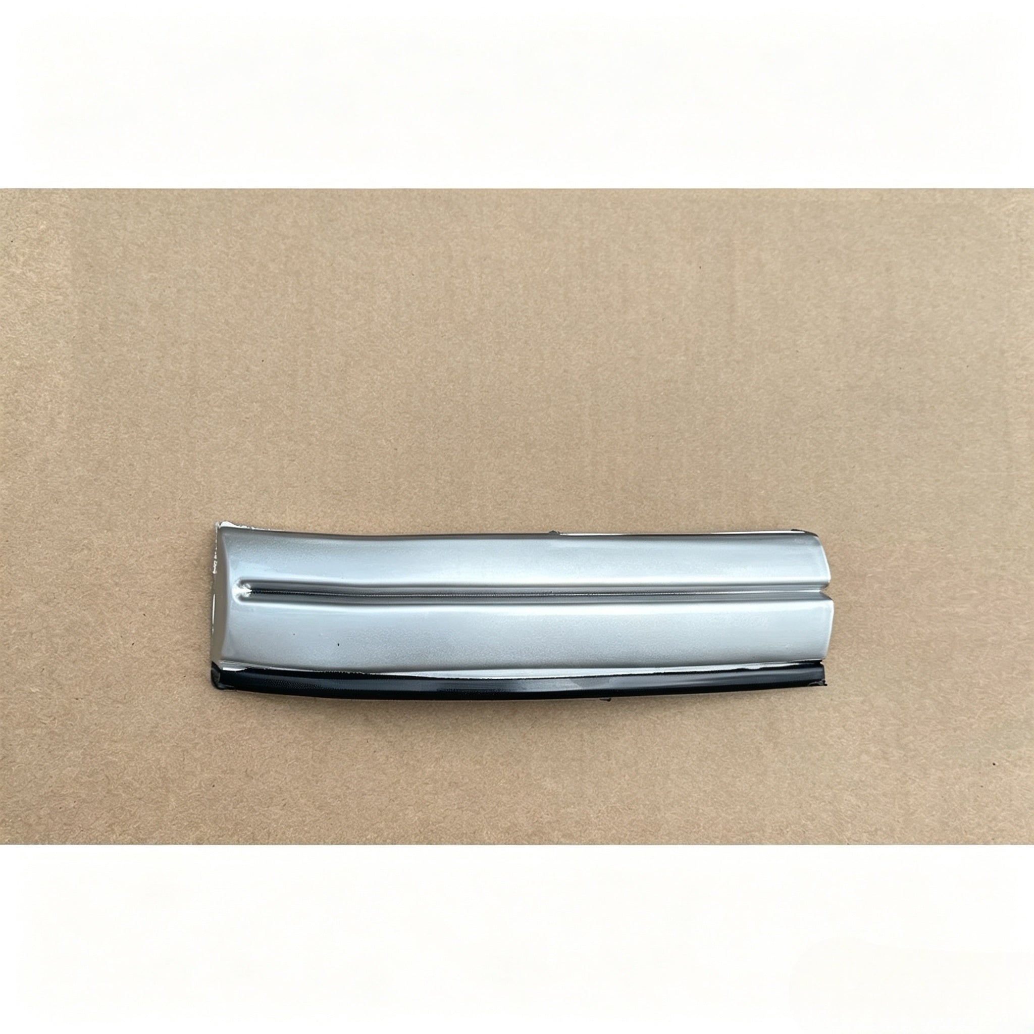 Corner Panel Garnish RH for NISSAN for UD PKB CWM 454 Truck Spare Body Parts