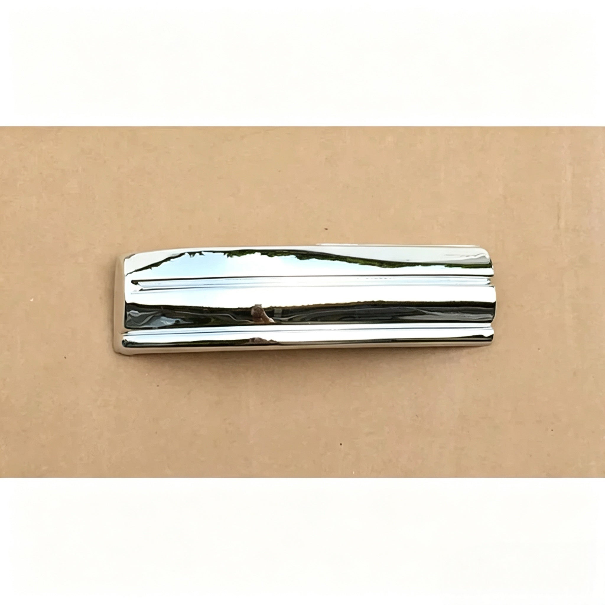 Chrome Corner Panel Garnish RH for NISSAN for UD PKB CWM 454 Truck Spare Body Parts