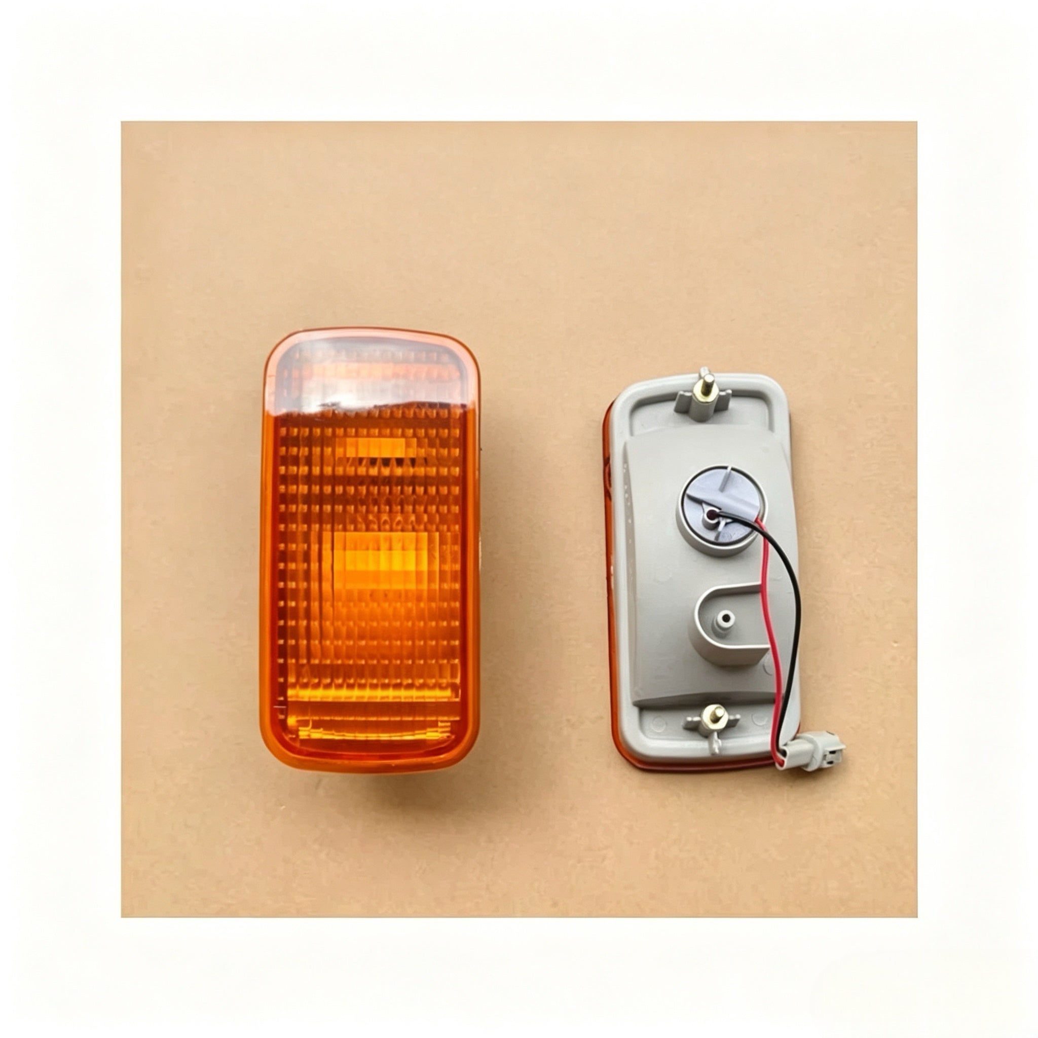 26180-30Z04 2618030Z04 Fog Lamp Yellow RH for NISSAN UD PKB CWM 454 Truck Spare Body Parts