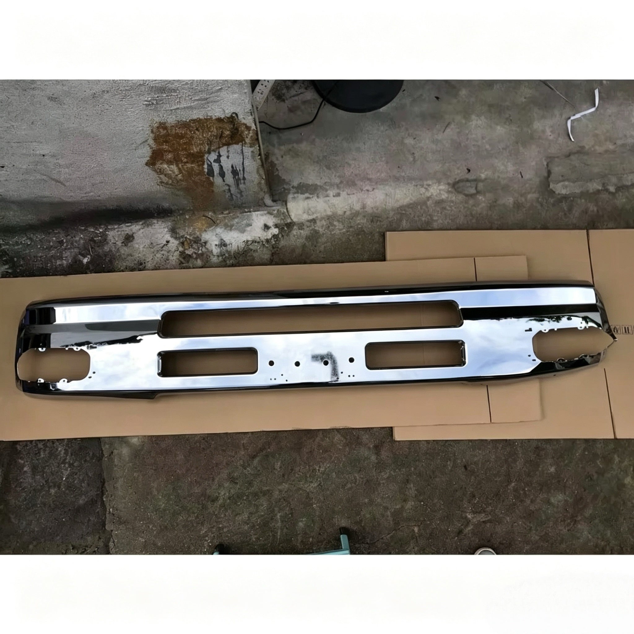 Chrome Bumper 08 Wide 230cm for NISSAN for UD PKB CWM 454 Truck Spare Body Parts