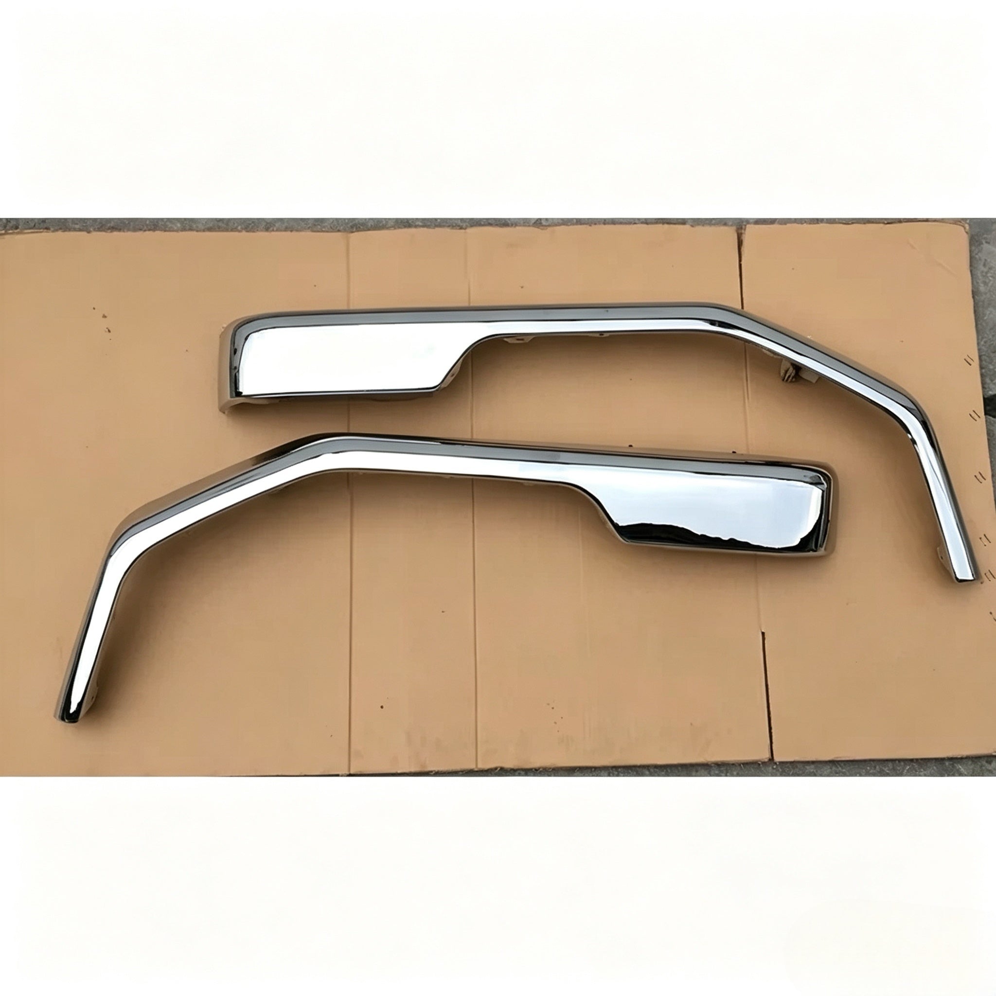 Chrome Fender With Joint  LH RH for NISSAN for UD  PKB CWM 454 Truck Spare Body Parts