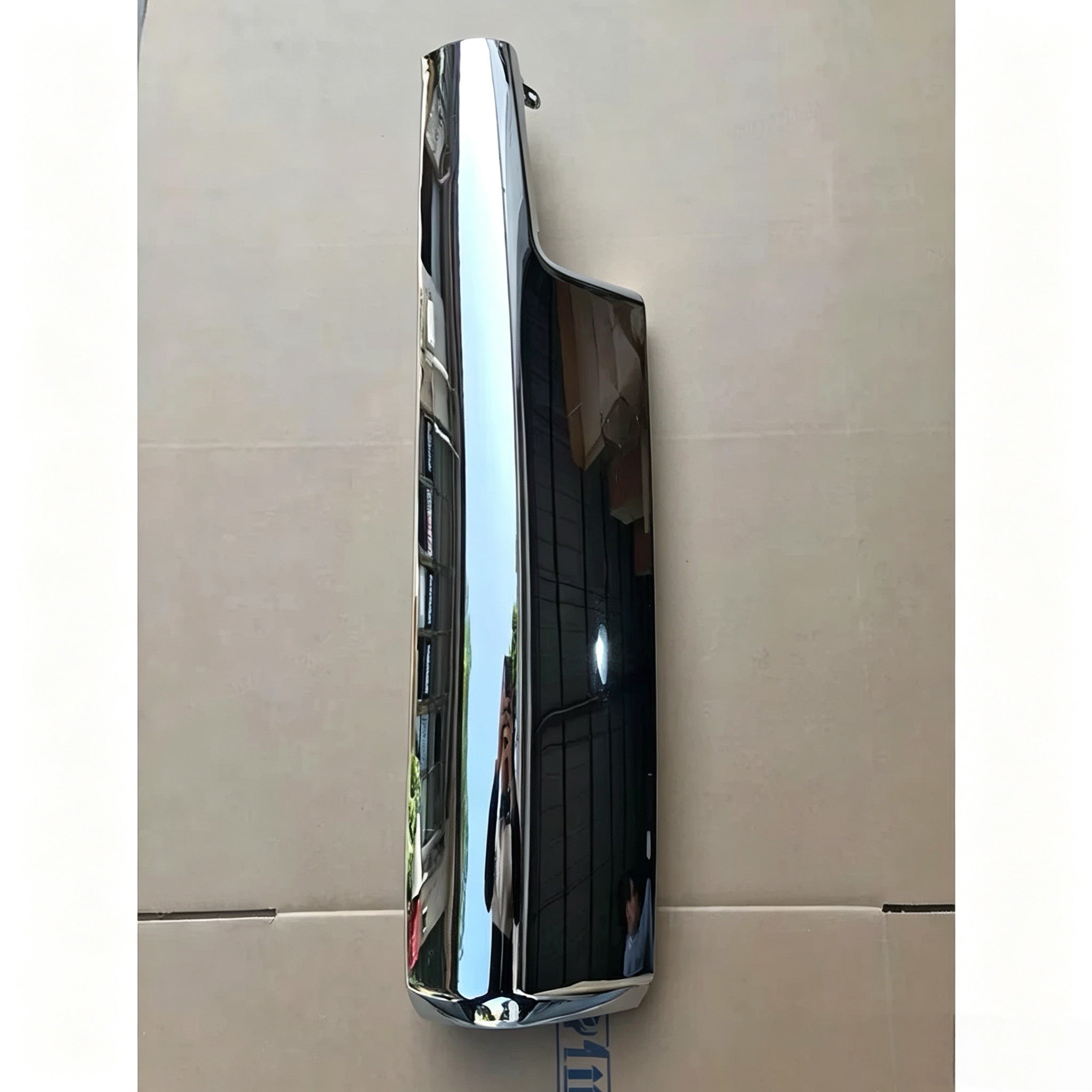 Chrome Corner Panel LH (No Hole,70cm Plastic,Also for 520) for NISSAN CWA451 for UD CDA451 CMA451 Truck Spare Body Parts