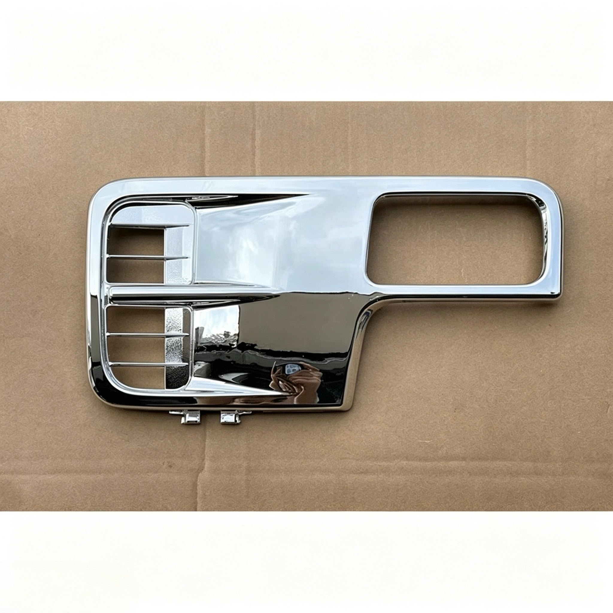 Chrome Bumper Grille LH for NISSAN CWA451 for UD CDA451 CMA451