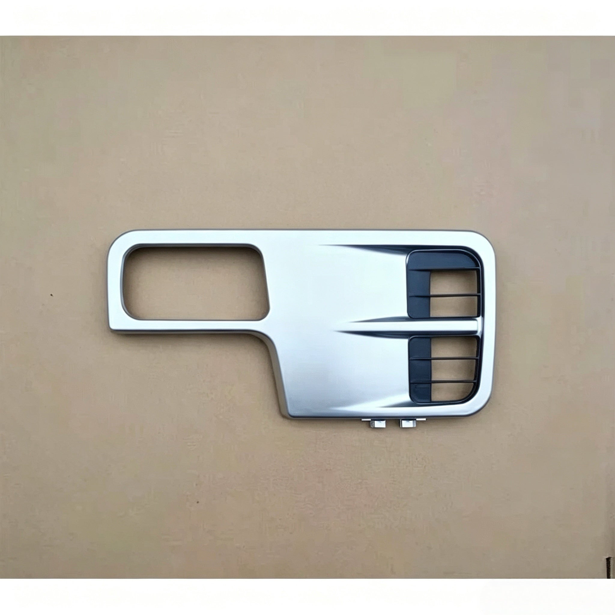 Paint Bumper Grille RH for NISSAN CWA451 for UD CDA451 CMA451