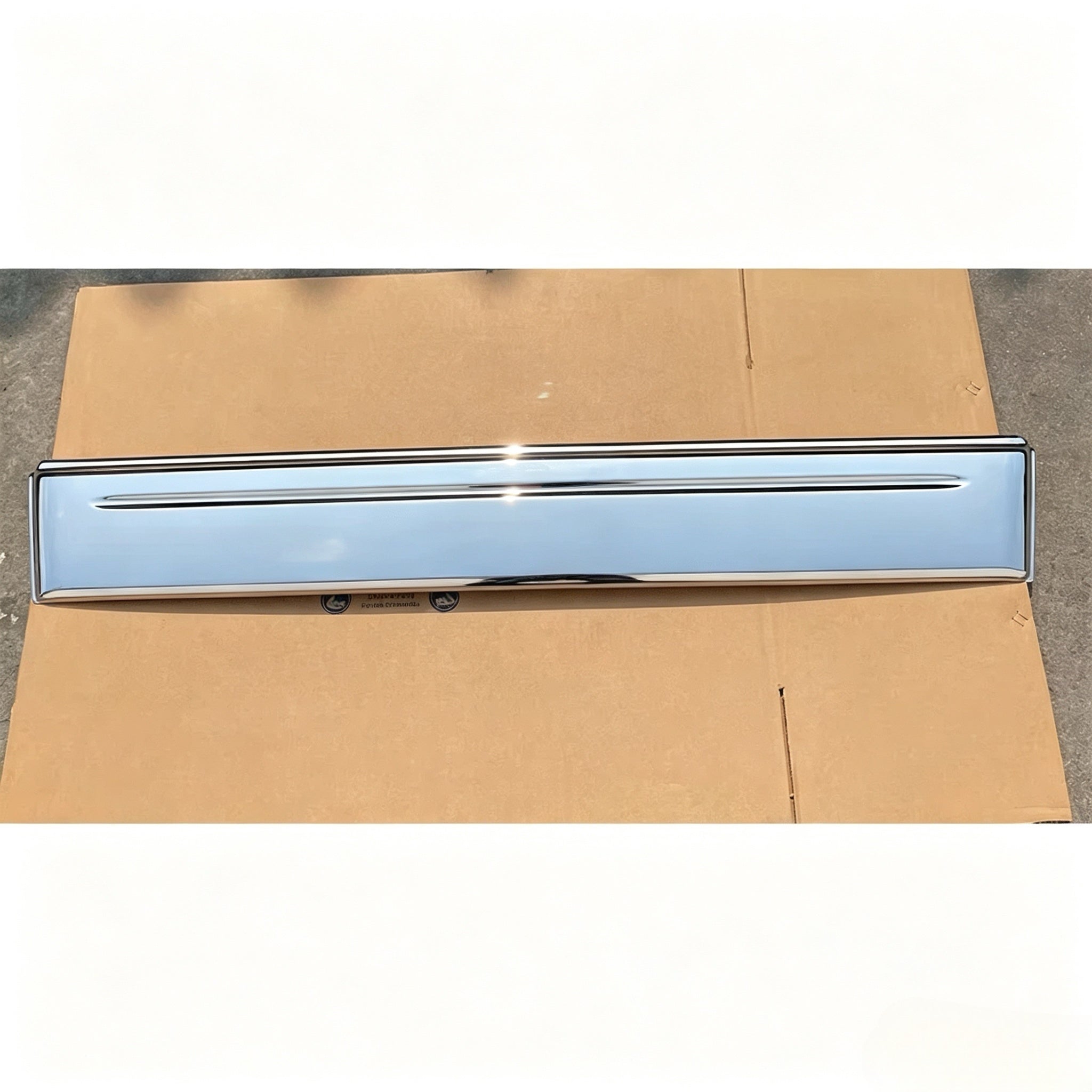 Chrome Panel Garnish Lower for NISSAN CWA451 for UD CDA451 CMA451