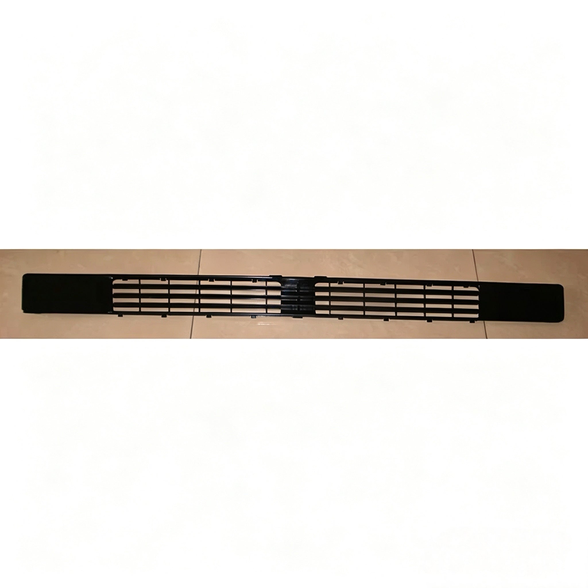 Spray Paint Grille for NISSAN CWA451 for UD CDA451 CMA451Truck Spare Body Parts
