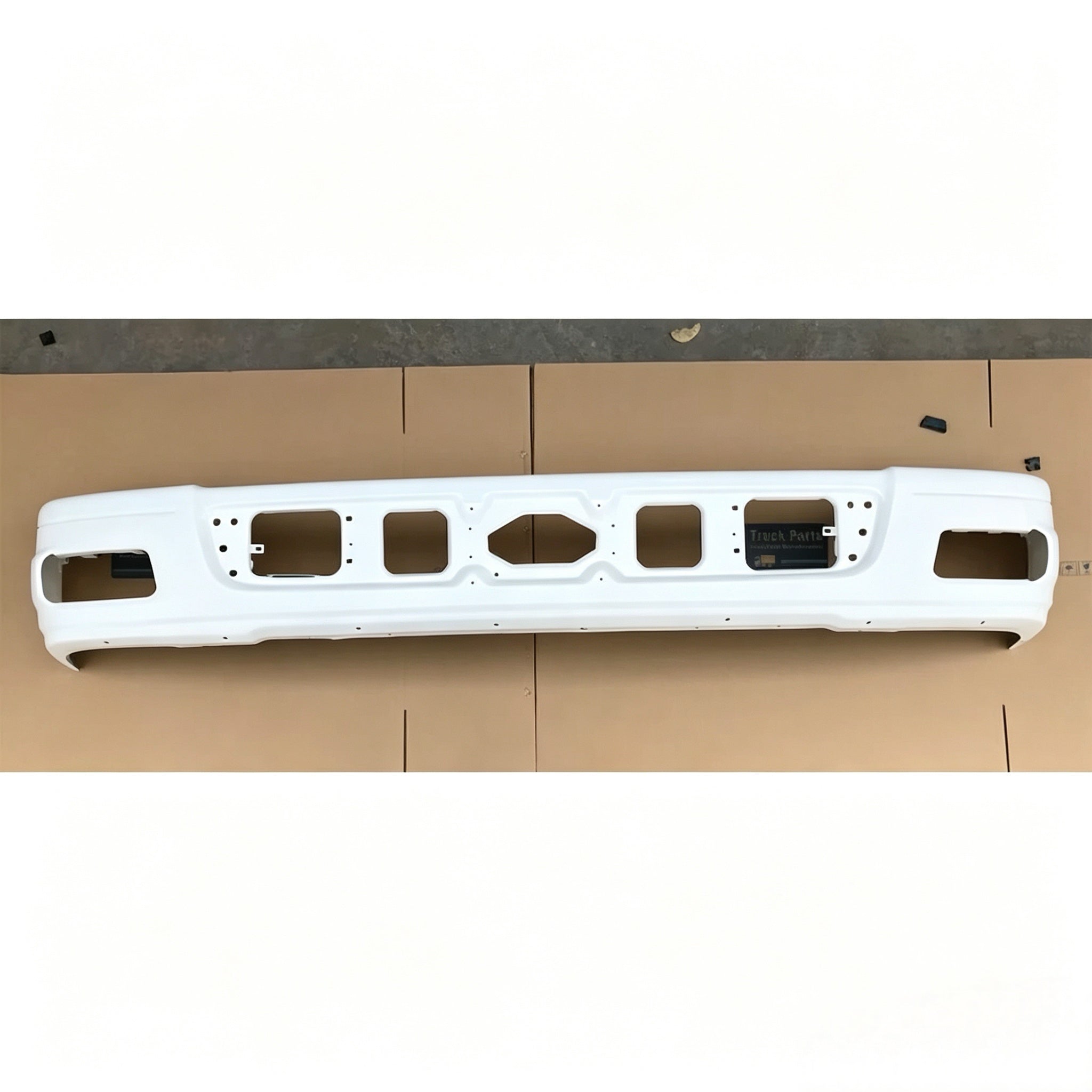 Upper Bumper 2003 for NISSAN CWA451 for UD CDA451 CMA451 Truck Spare Body Parts