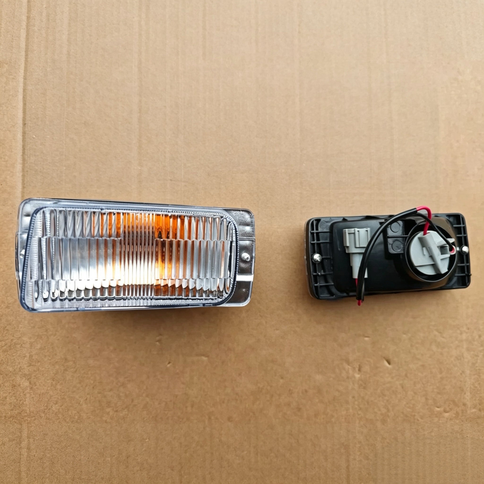 Bumper Fog Lamp LH for NISSAN CWA451 for UD CDA451 CMA451 Truck Spare Body Parts