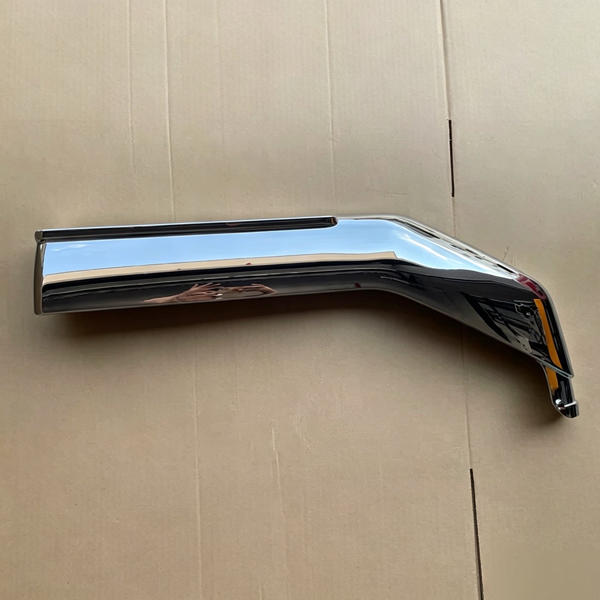 Chrome Fender LH RH Cover  for NISSAN CWA451 for UD CDA451 CMA451 Truck Spare Body Parts