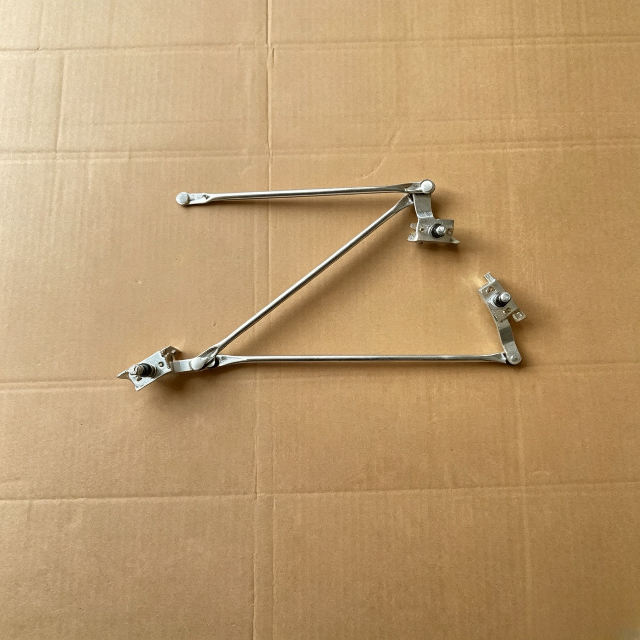 28840-00z0a 28840-00z10 28840-30Z0A 2884000z0a 2884000z10 2884030Z0A Wiper Linder RHD for nissan UD CWA451