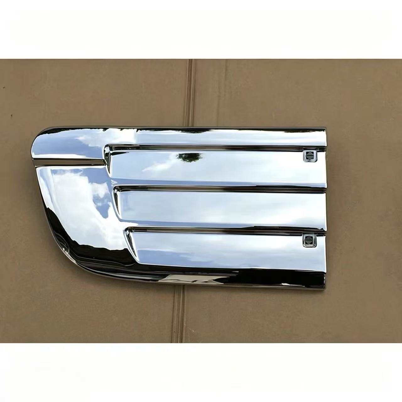 Chrome Bumper Outer Grille RH for NISSAN CWA451 for UD CDA451 CMA451 Truck Spare Body Parts
