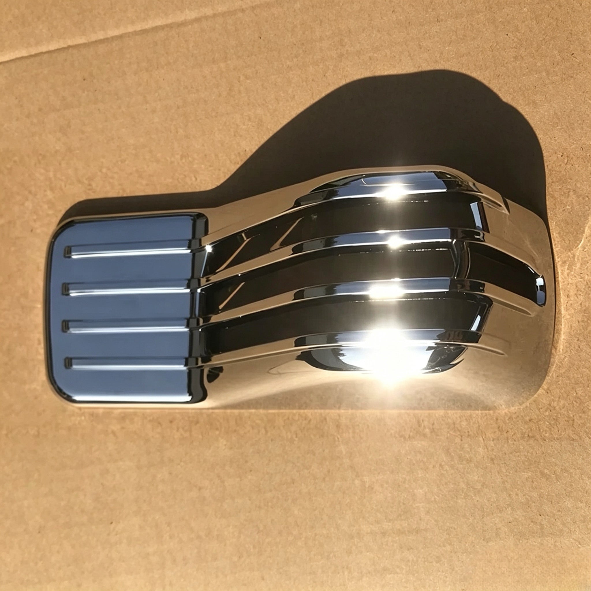 Chrome Door Cover RH for NISSAN CWA451 for UD CDA451 CMA451 Truck Spare Body Parts