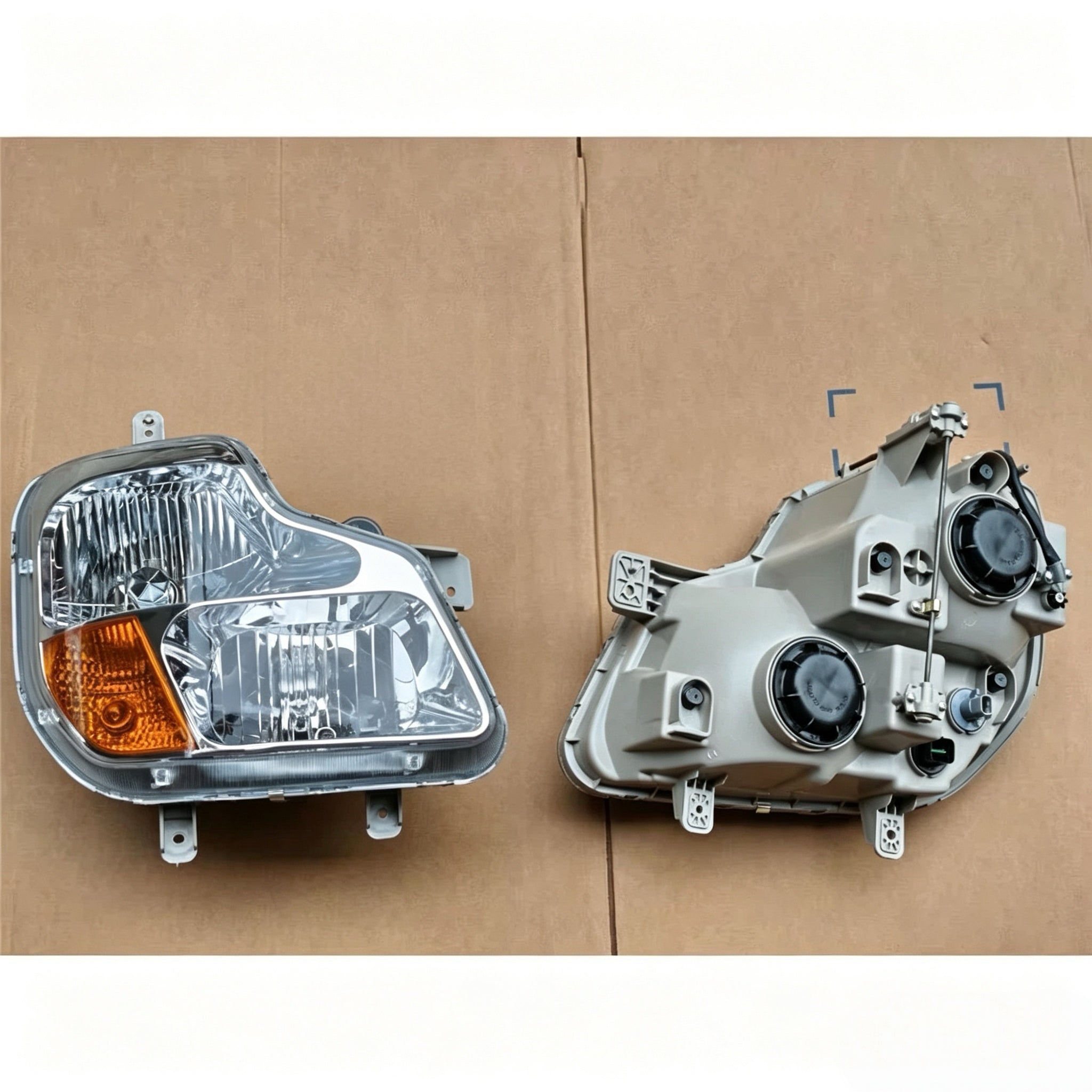 3772020-C0100 3772020C0100 Headlamp RH for DONGFENG D-2737 TRUCK Spare Parts