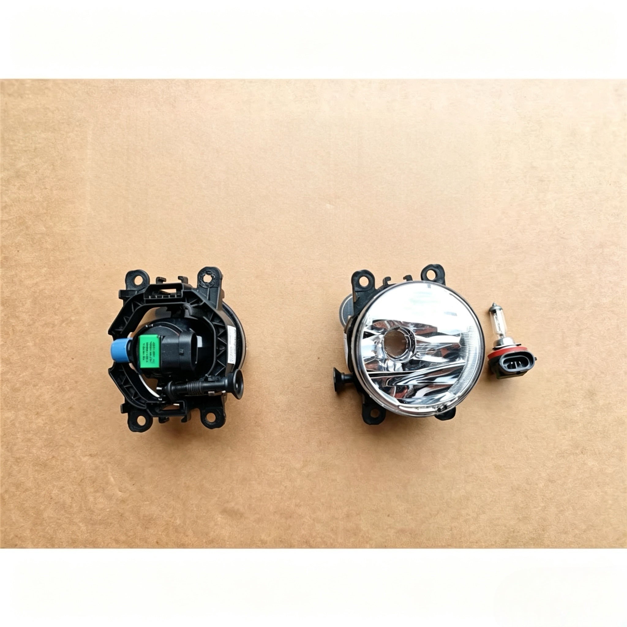 LN6-15201-AB Fog Lamp LH (Plastic) for JMC NEW CARRYING PLUS TRUCK Spare Parts