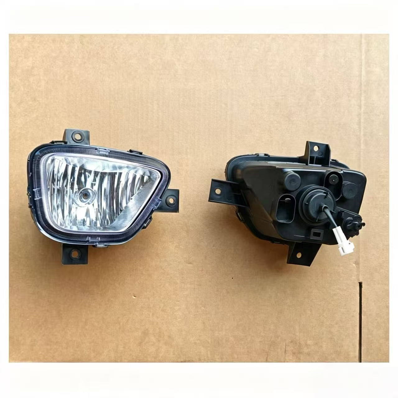L1364020201A0 Fog Lamp RH for FOTON OLLION S490 CTS TRUCK Spare Parts