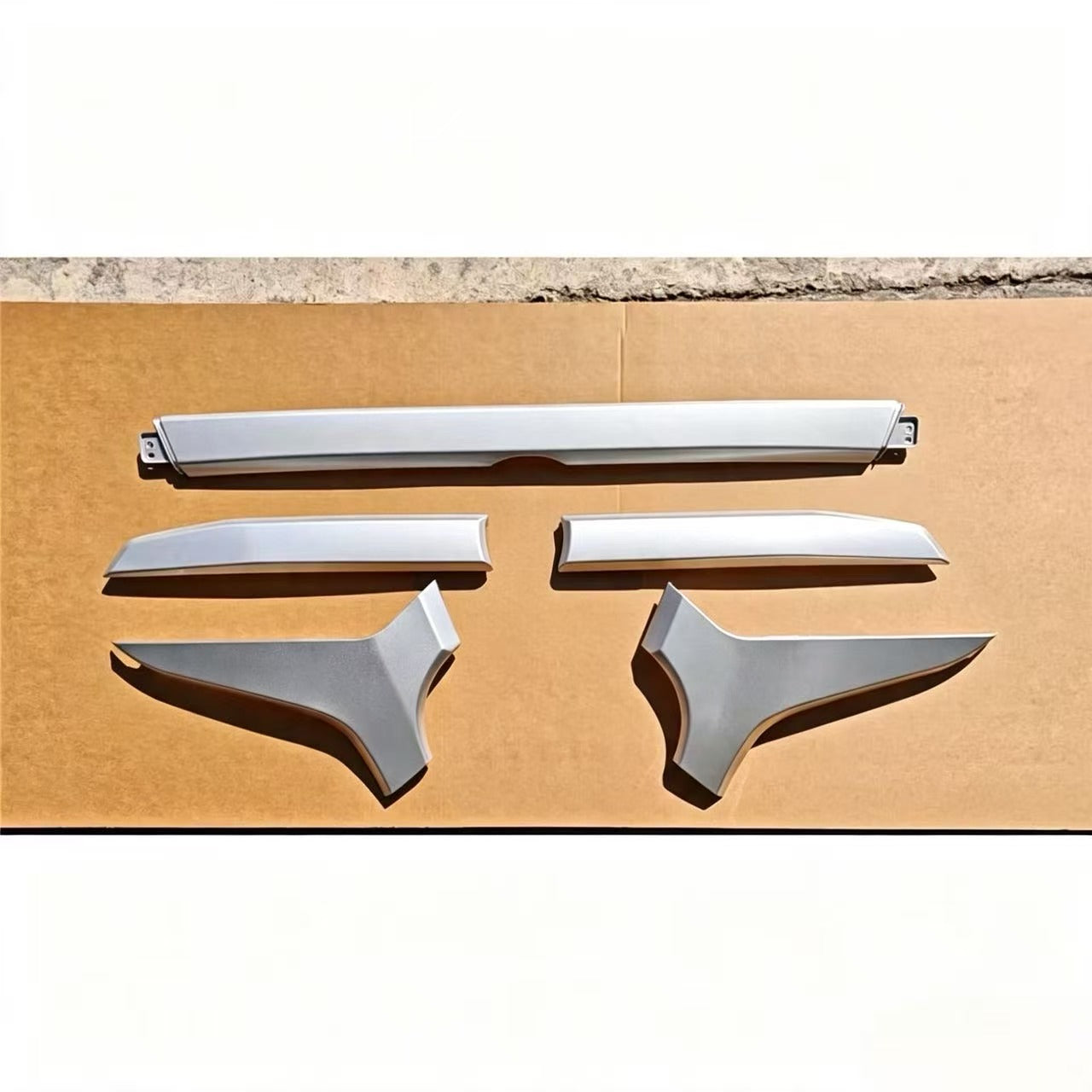 L1531011071A0181/91/00/10 Grille Garnish 6pcs WIDE 0.54M 1.07M for FOTON OLLION S490 CTS TRUCK Spare Parts