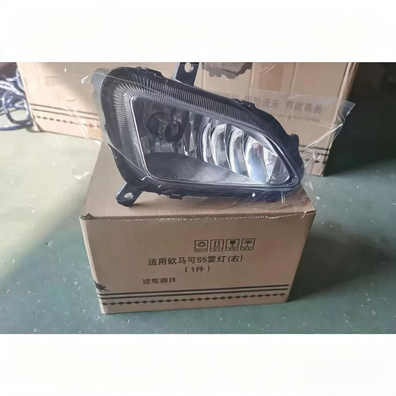M4364020200A0 Fog Lamp RH for AUMARK S5 TRUCK Spare Parts