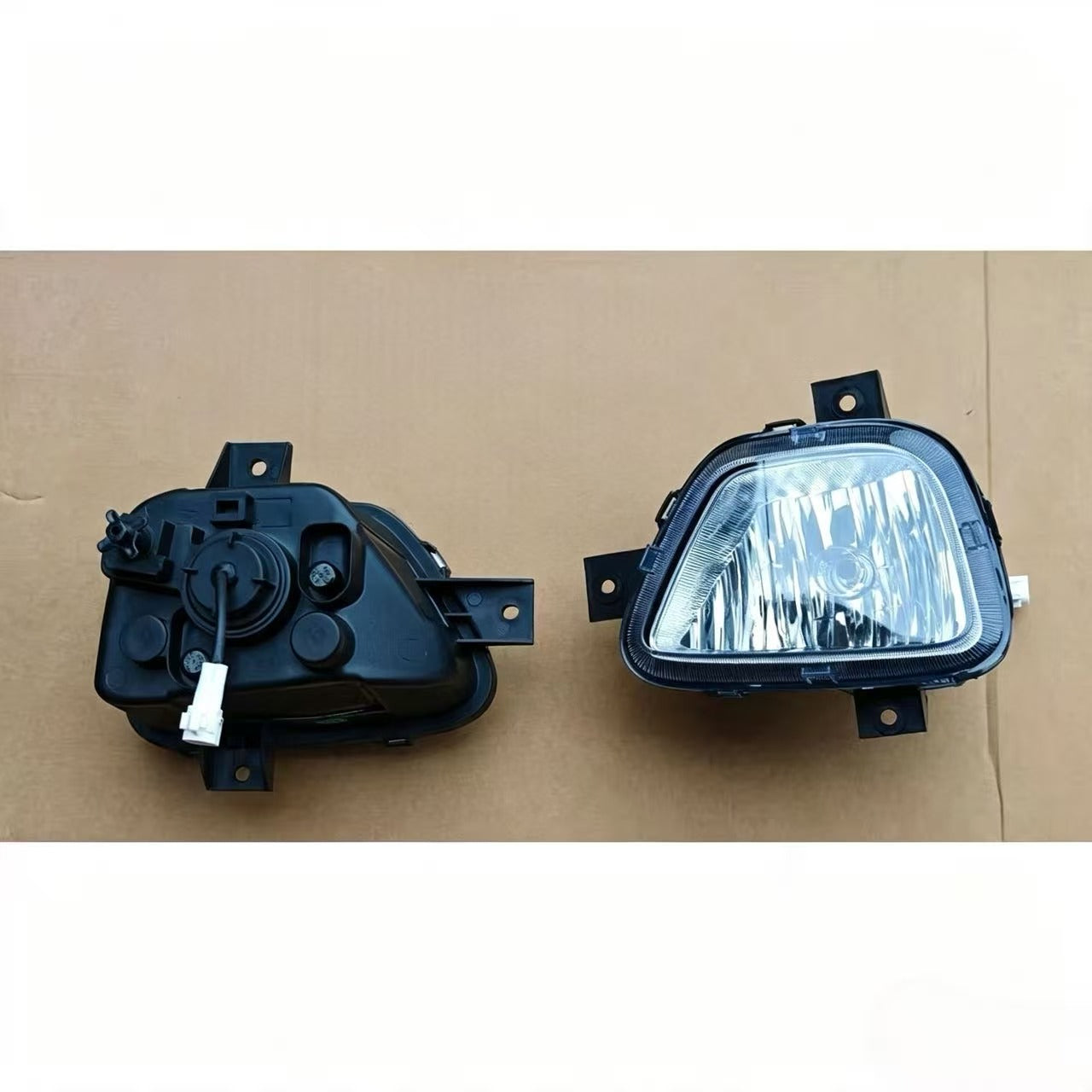 FL1364020200A0 Fog Lamp RH 24V for FOTON AUMARK M4 TRUCK Spare Parts