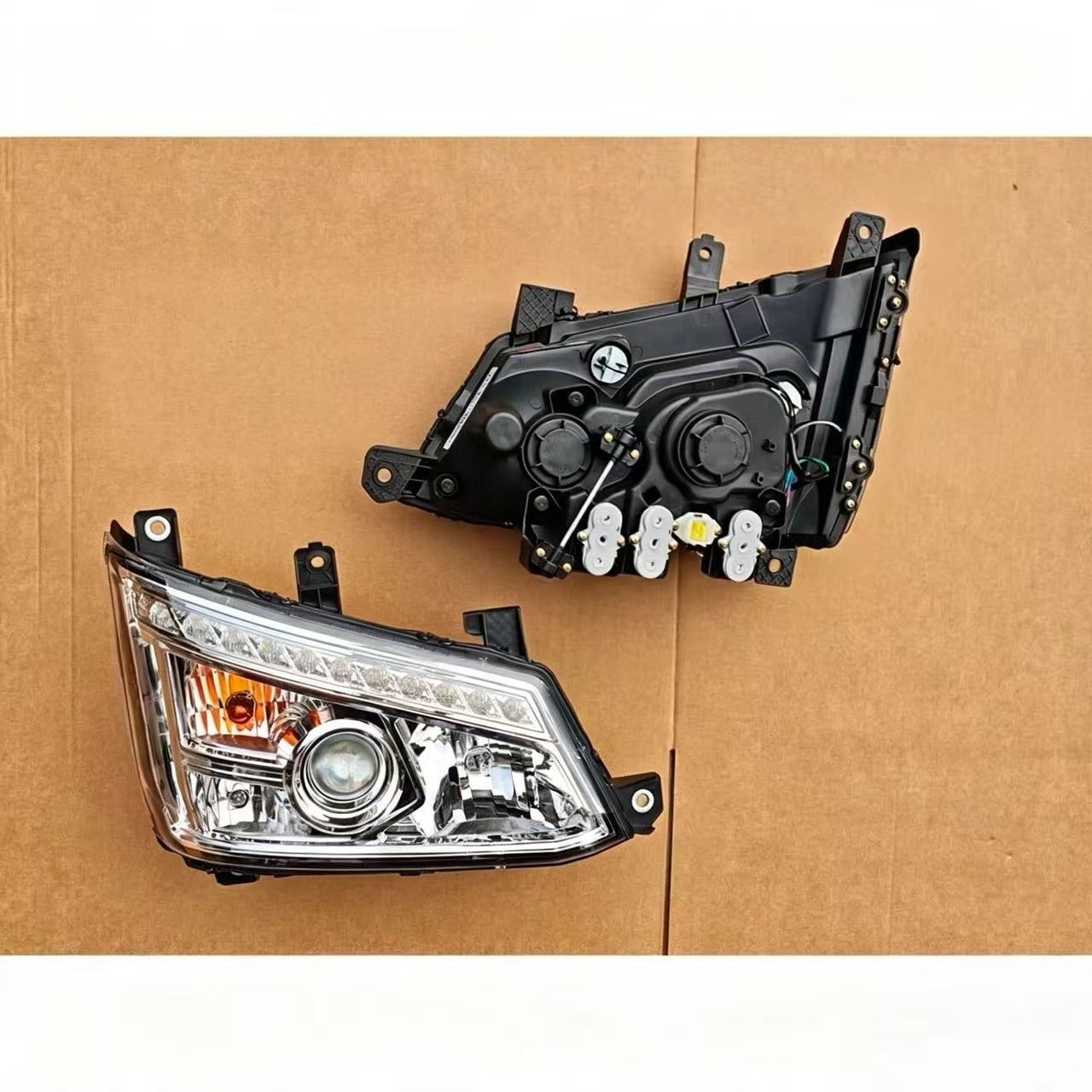 L1371010200A0 LED Head Lamp with Motor RH for FOTON AUMARK M4 TRUCK Spare Parts