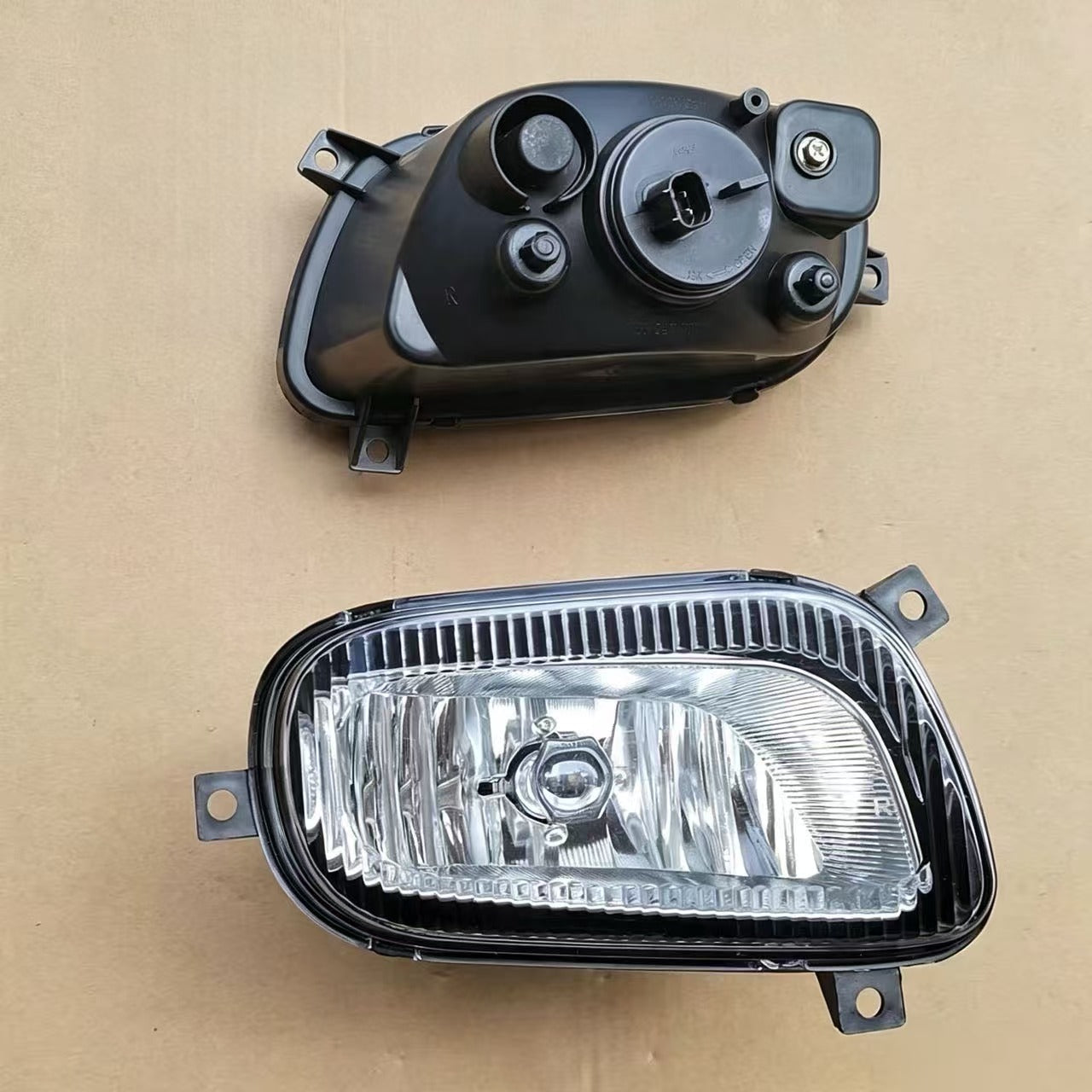 Crystal Fog Lamp RH for FOTON AYMARK 1800 TRUCK Spare Parts